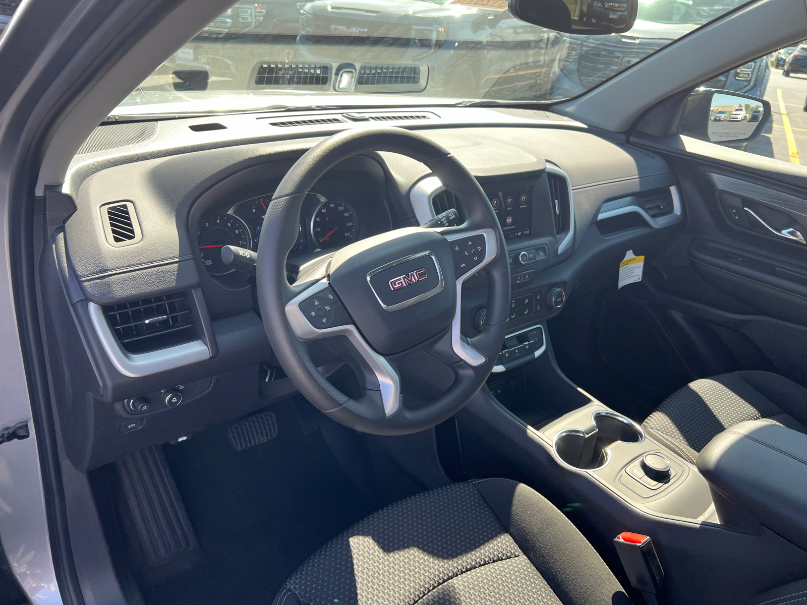 2024 GMC Terrain SLE 19