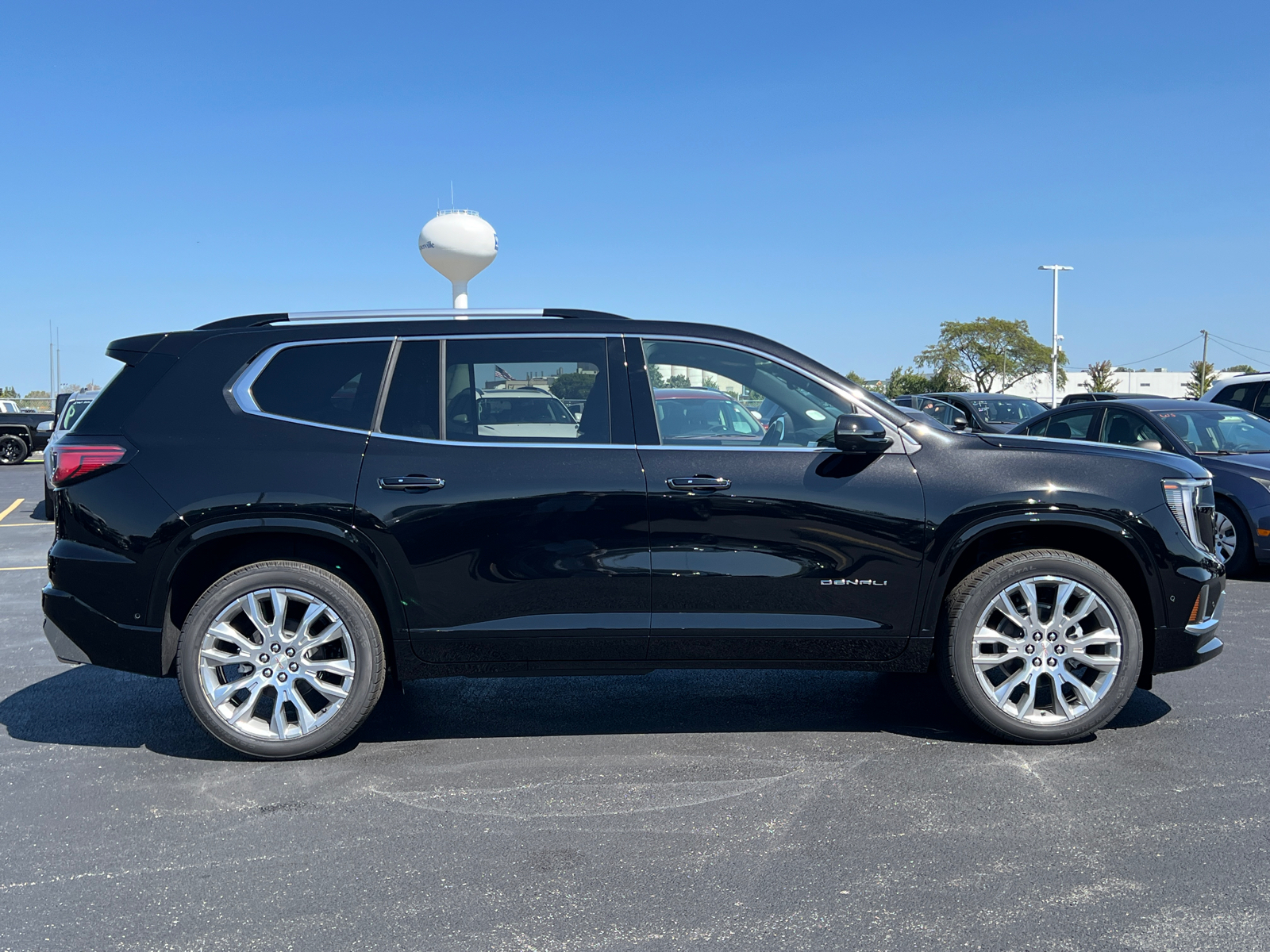 2024 GMC Acadia Denali 9