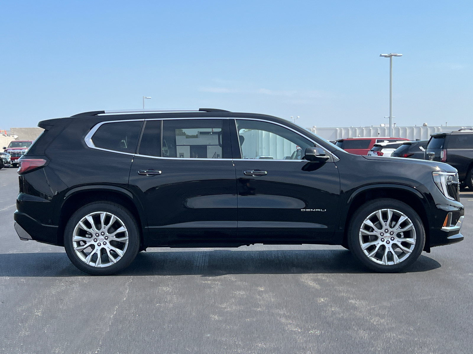 2024 GMC Acadia Denali 9