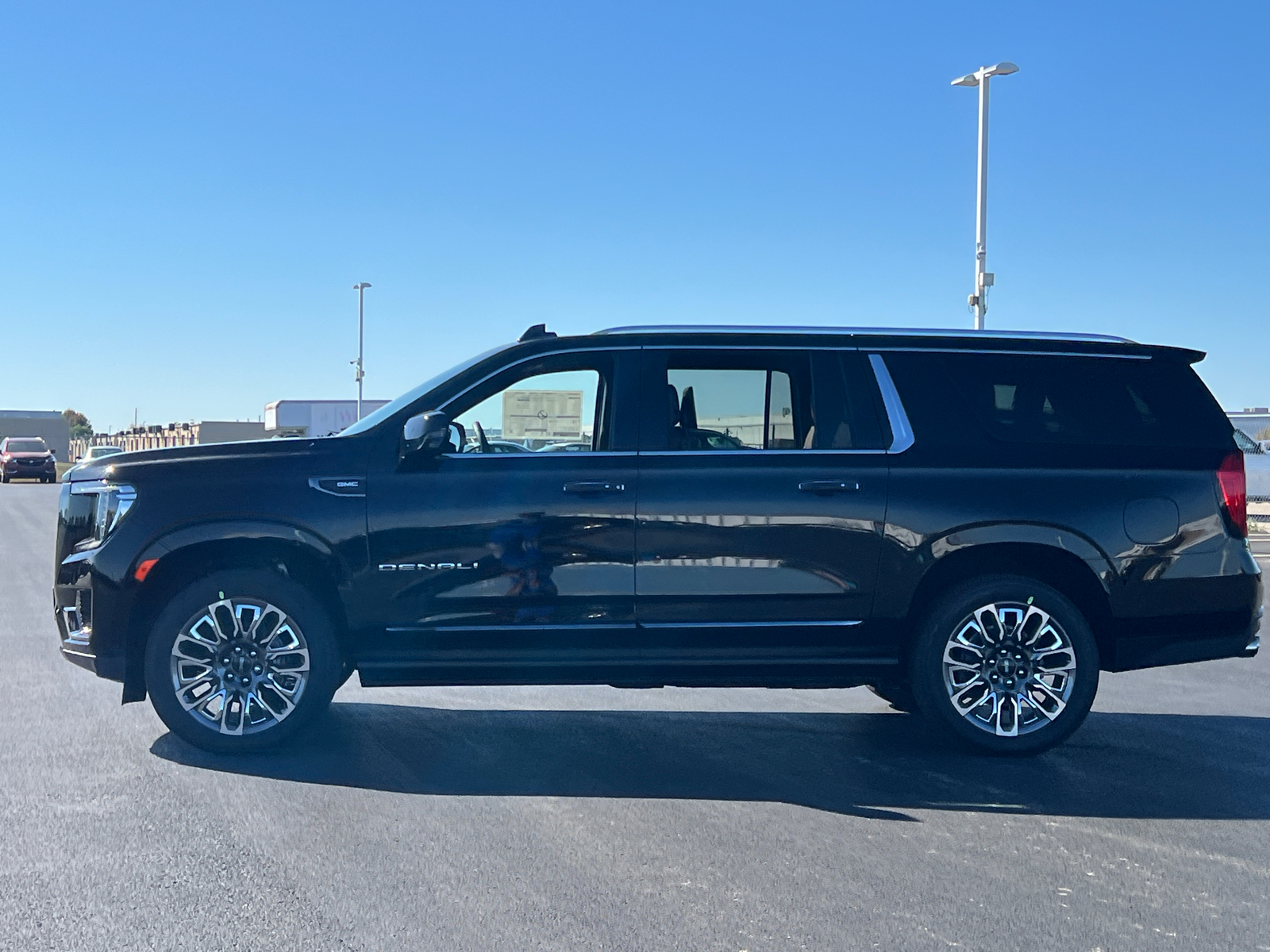 2024 GMC Yukon XL Denali Ultimate 5