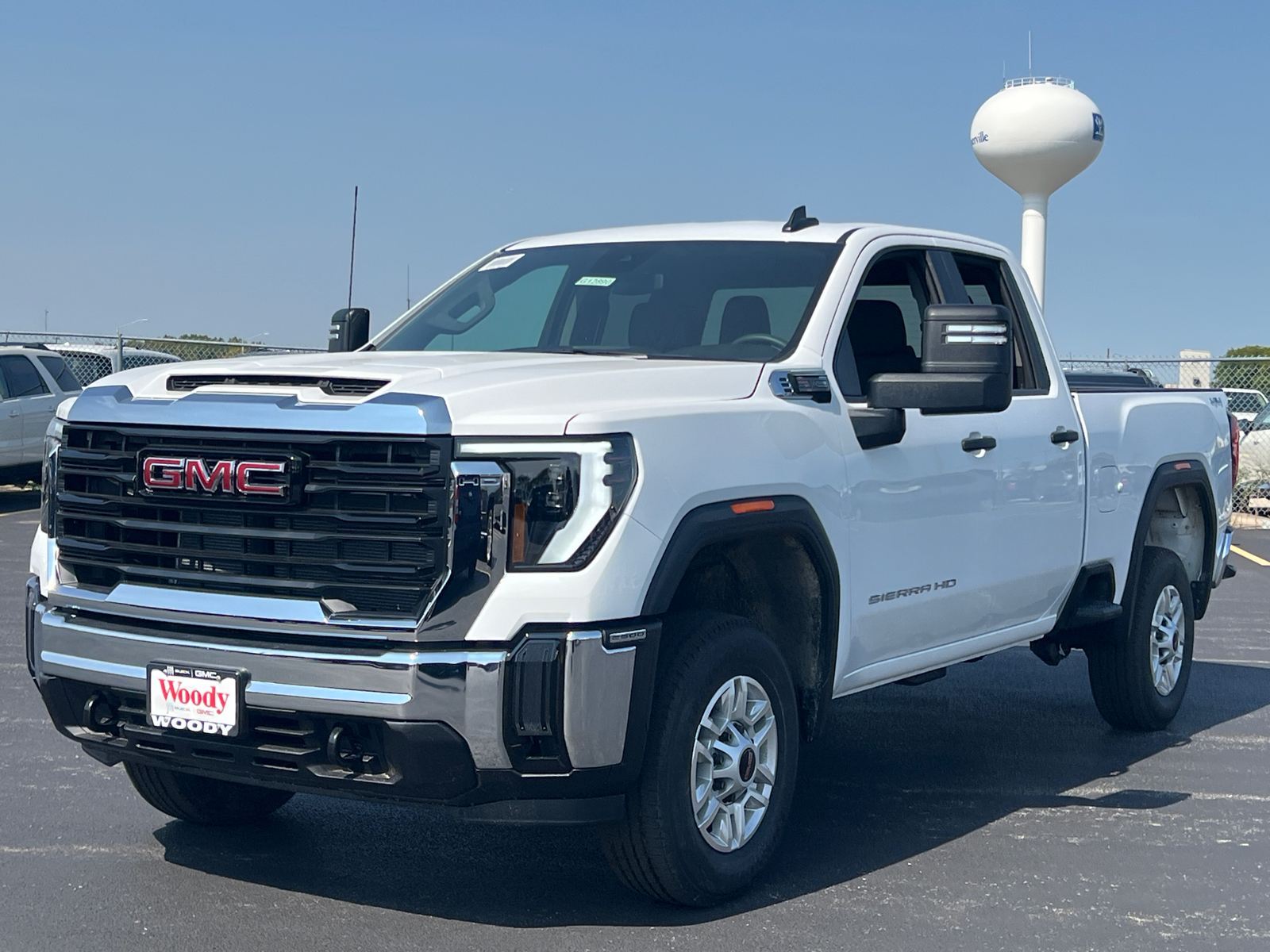 2025 GMC Sierra 2500HD Pro 4