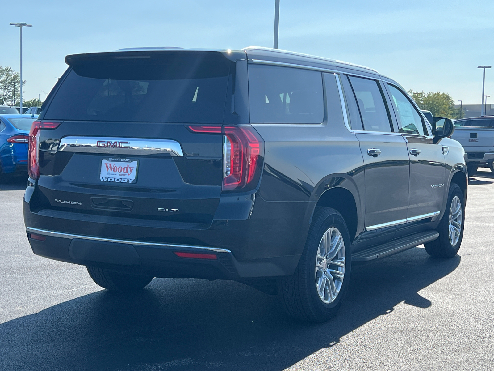 2024 GMC Yukon XL SLT 8