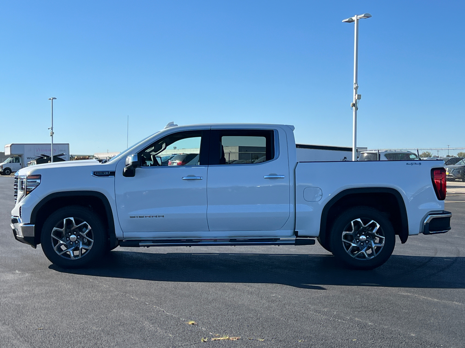 2025 GMC Sierra 1500 SLT 5