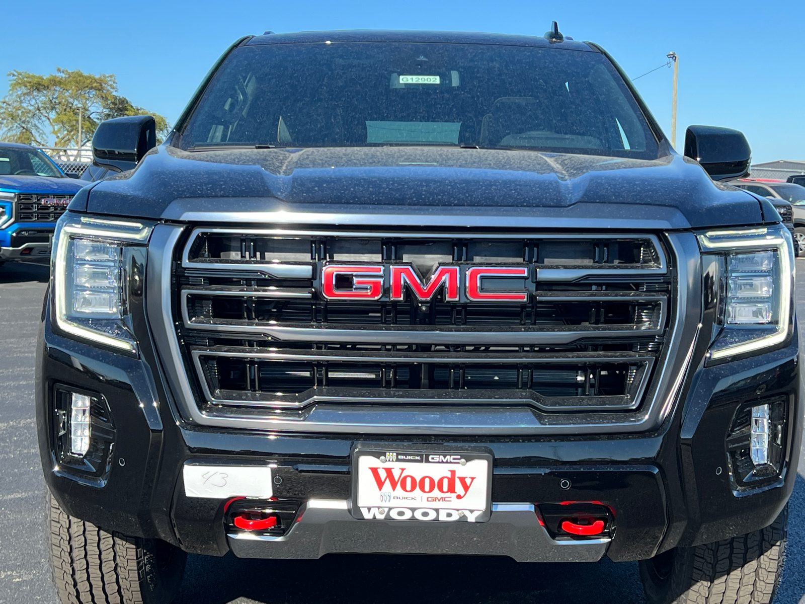 2024 GMC Yukon XL AT4 3