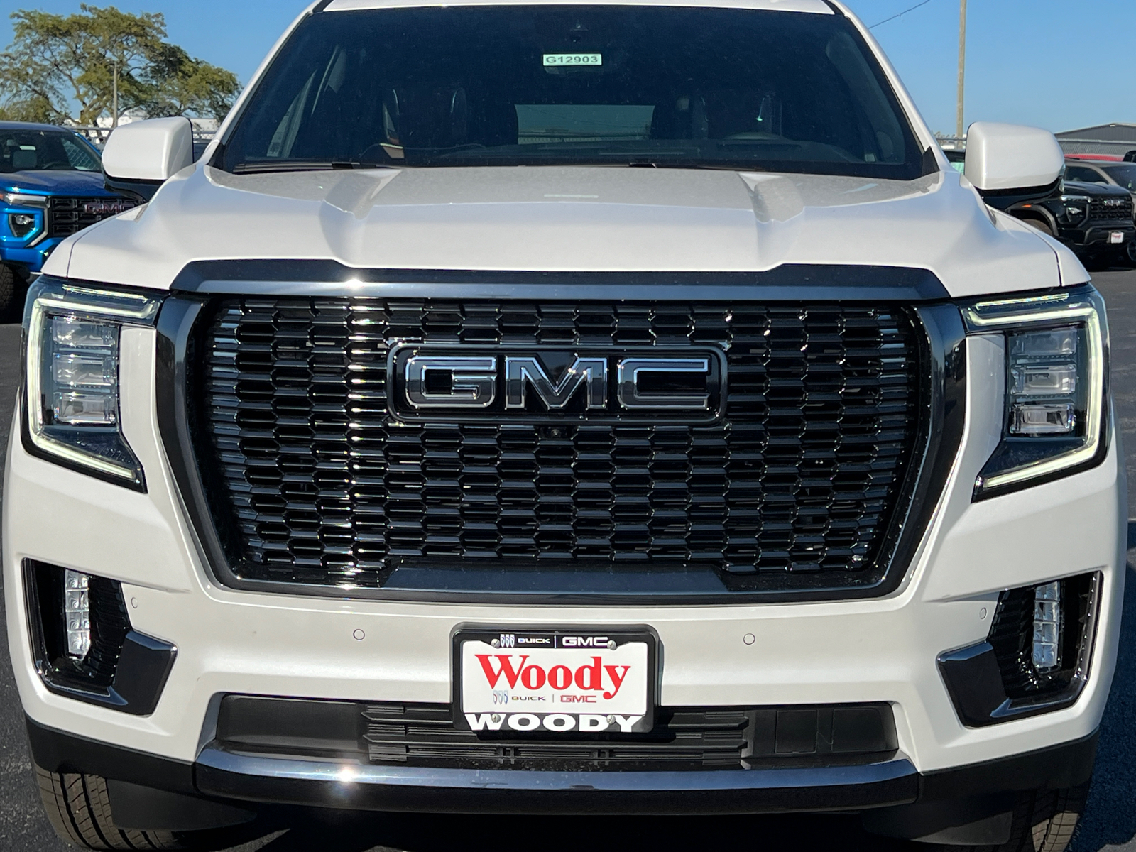 2024 GMC Yukon XL Denali Ultimate 3