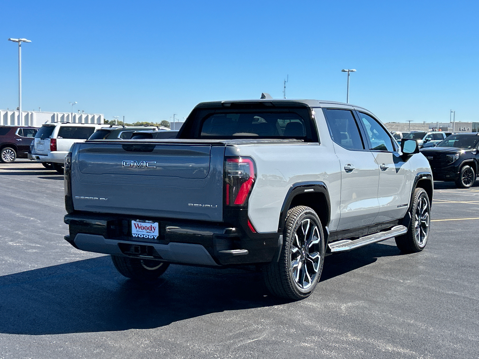 2024 GMC Sierra EV Denali Edition 1 8