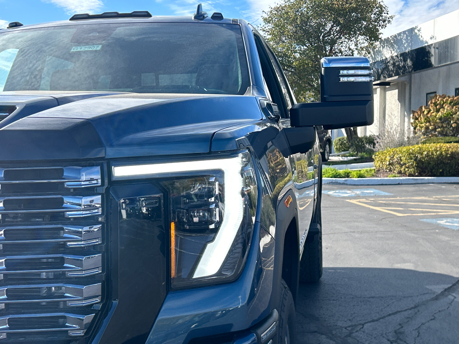 2025 GMC Sierra 2500HD Denali Ultimate 10