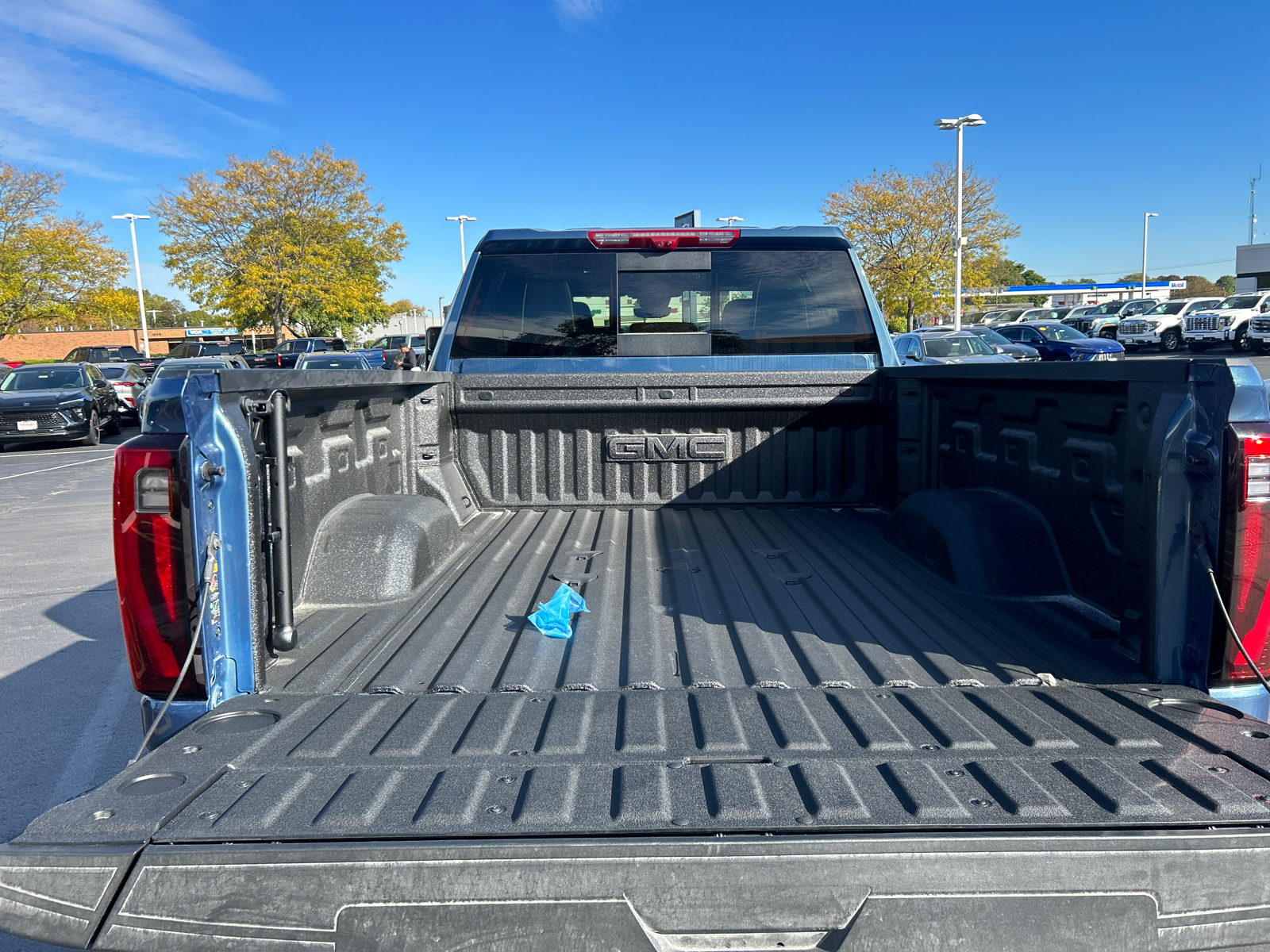 2025 GMC Sierra 2500HD Denali Ultimate 36