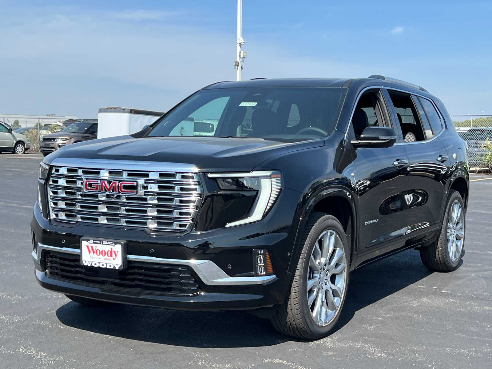 2024 GMC Acadia Denali 4