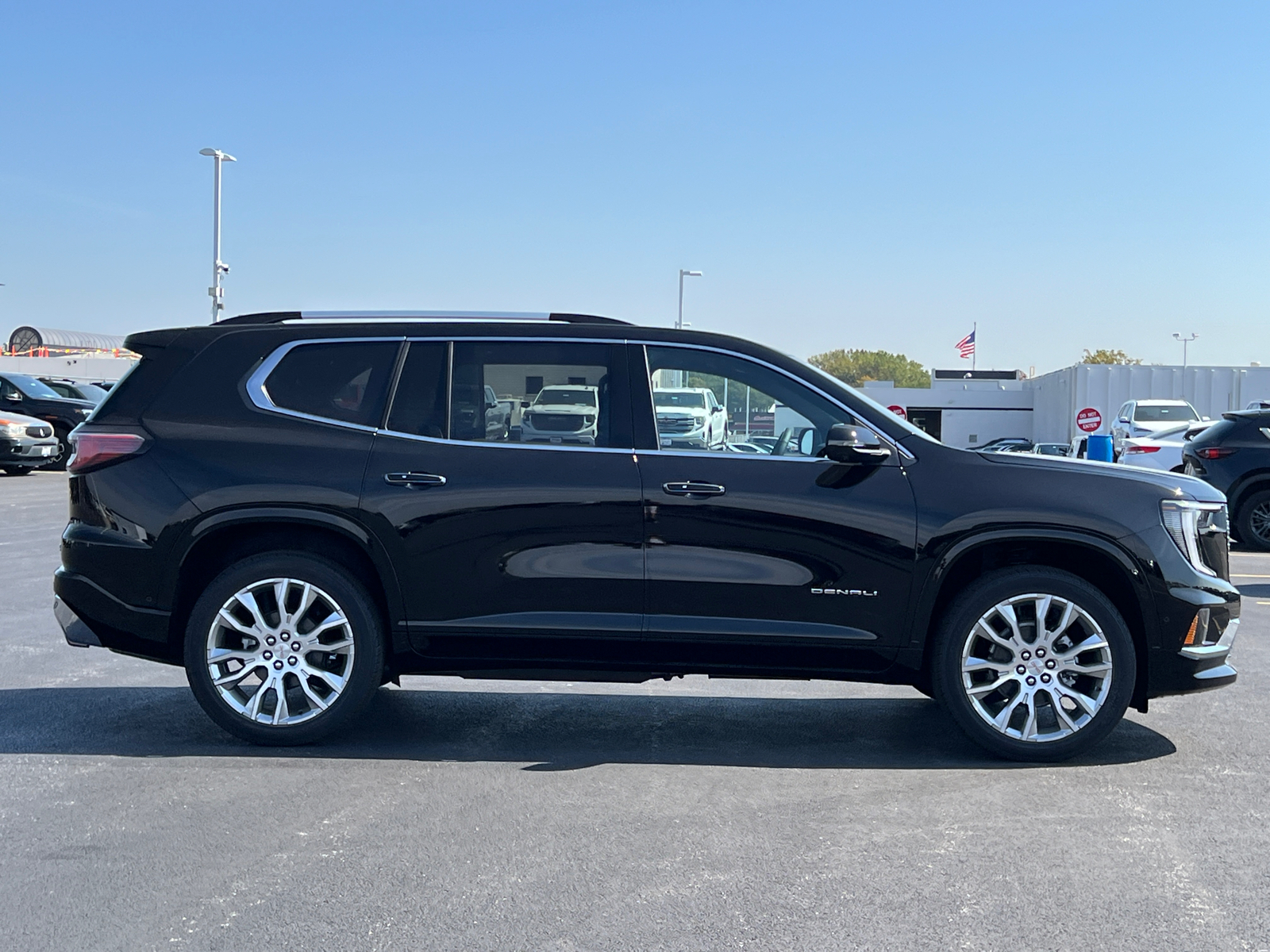 2024 GMC Acadia Denali 9