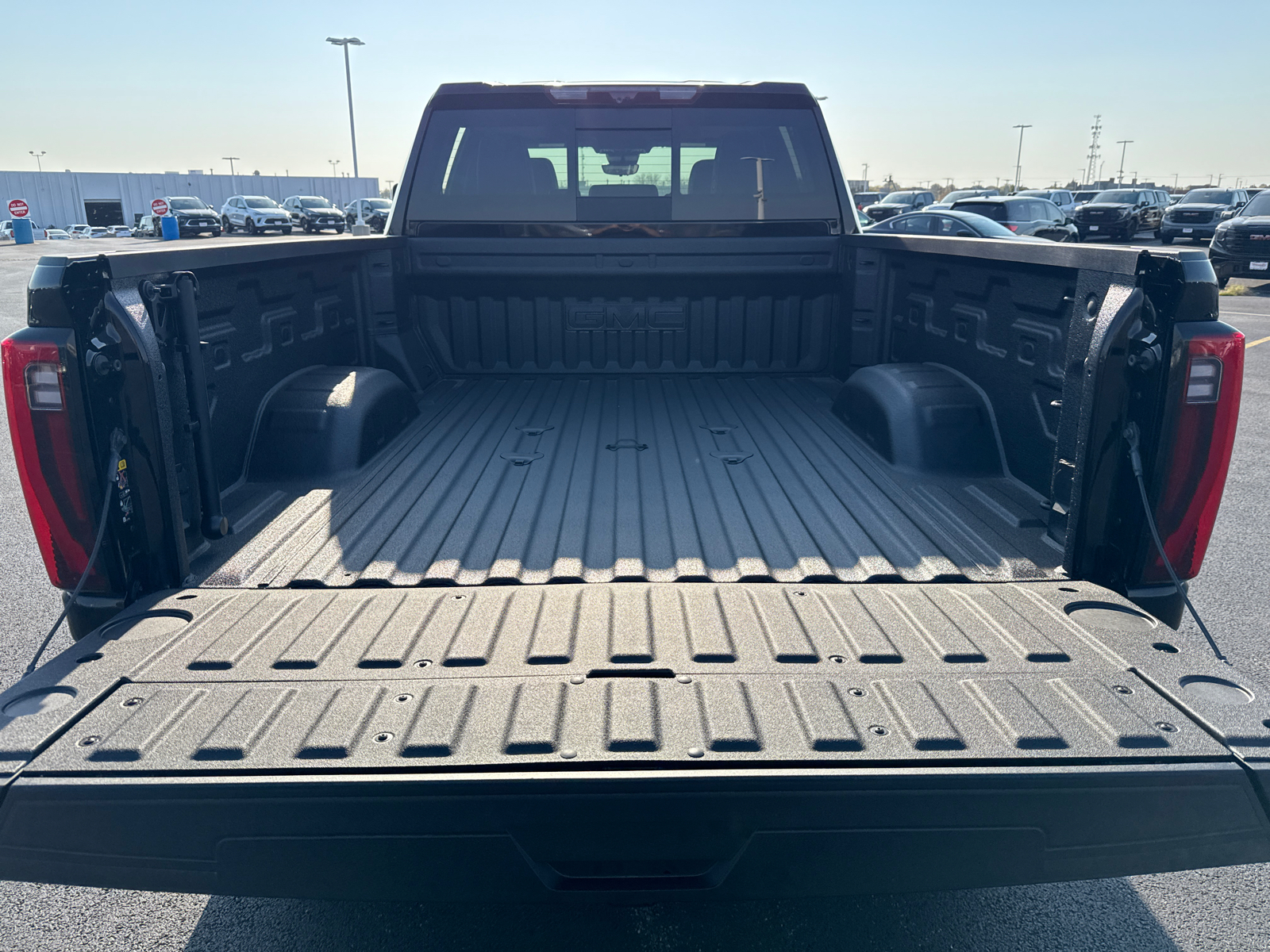 2025 GMC Sierra 2500HD Denali Ultimate 35