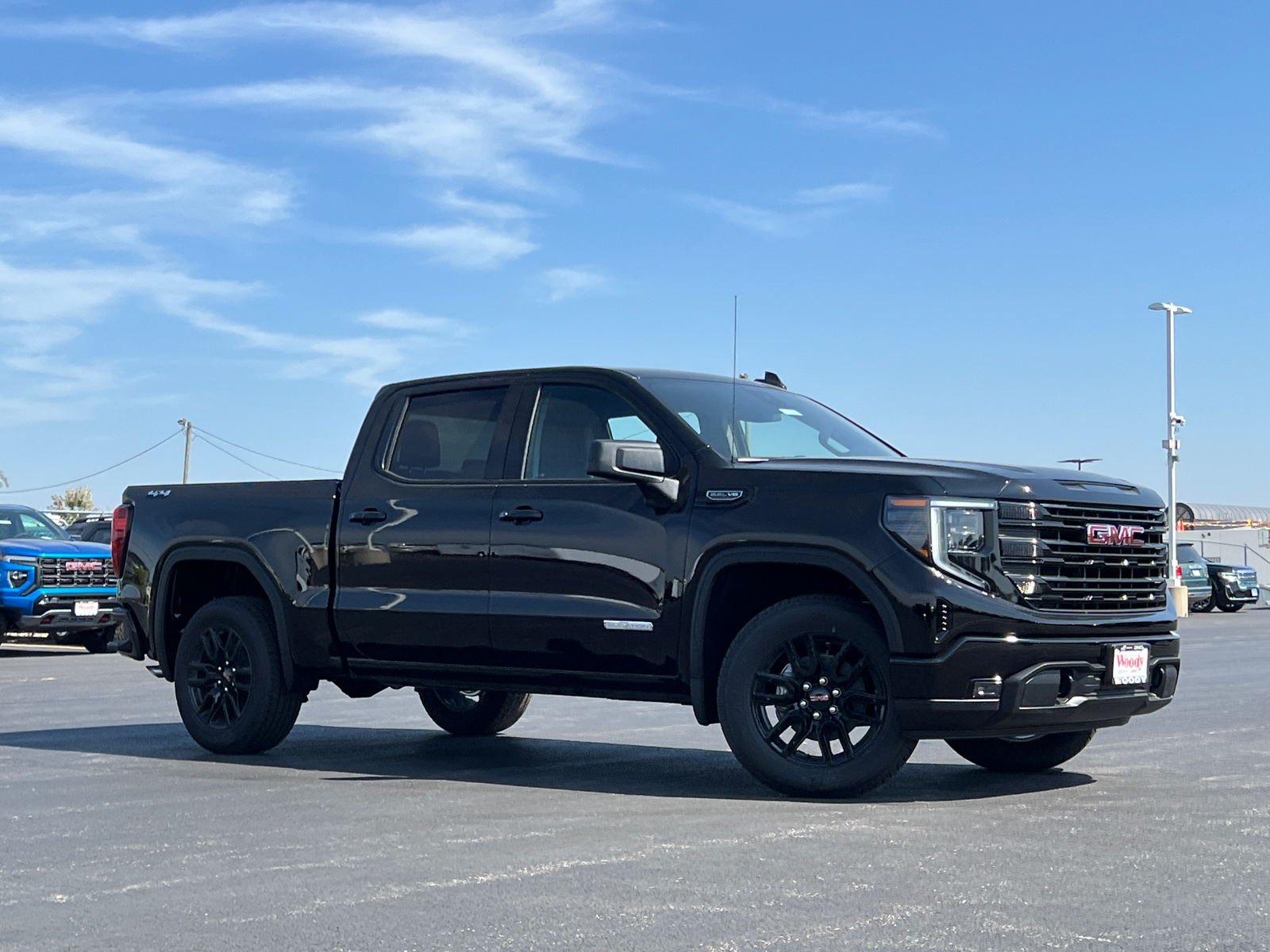 2025 GMC Sierra 1500 Elevation 1