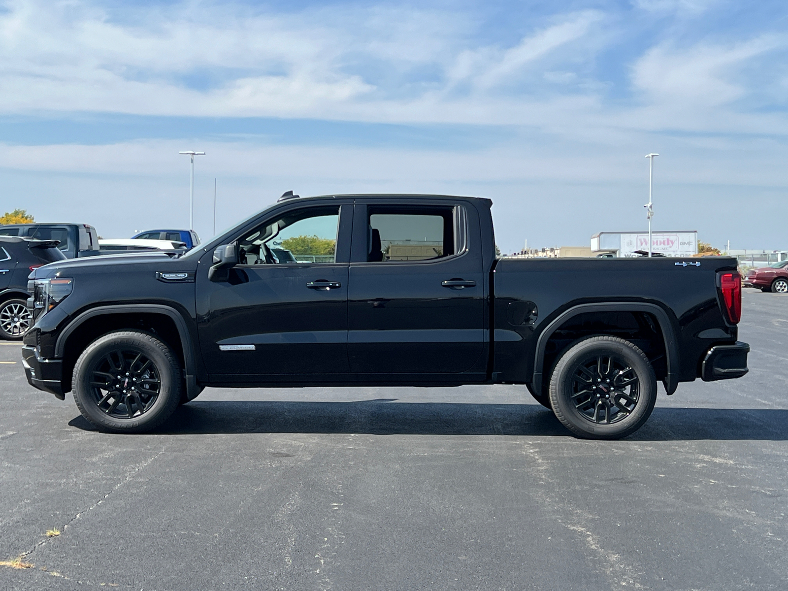 2025 GMC Sierra 1500 Elevation 5