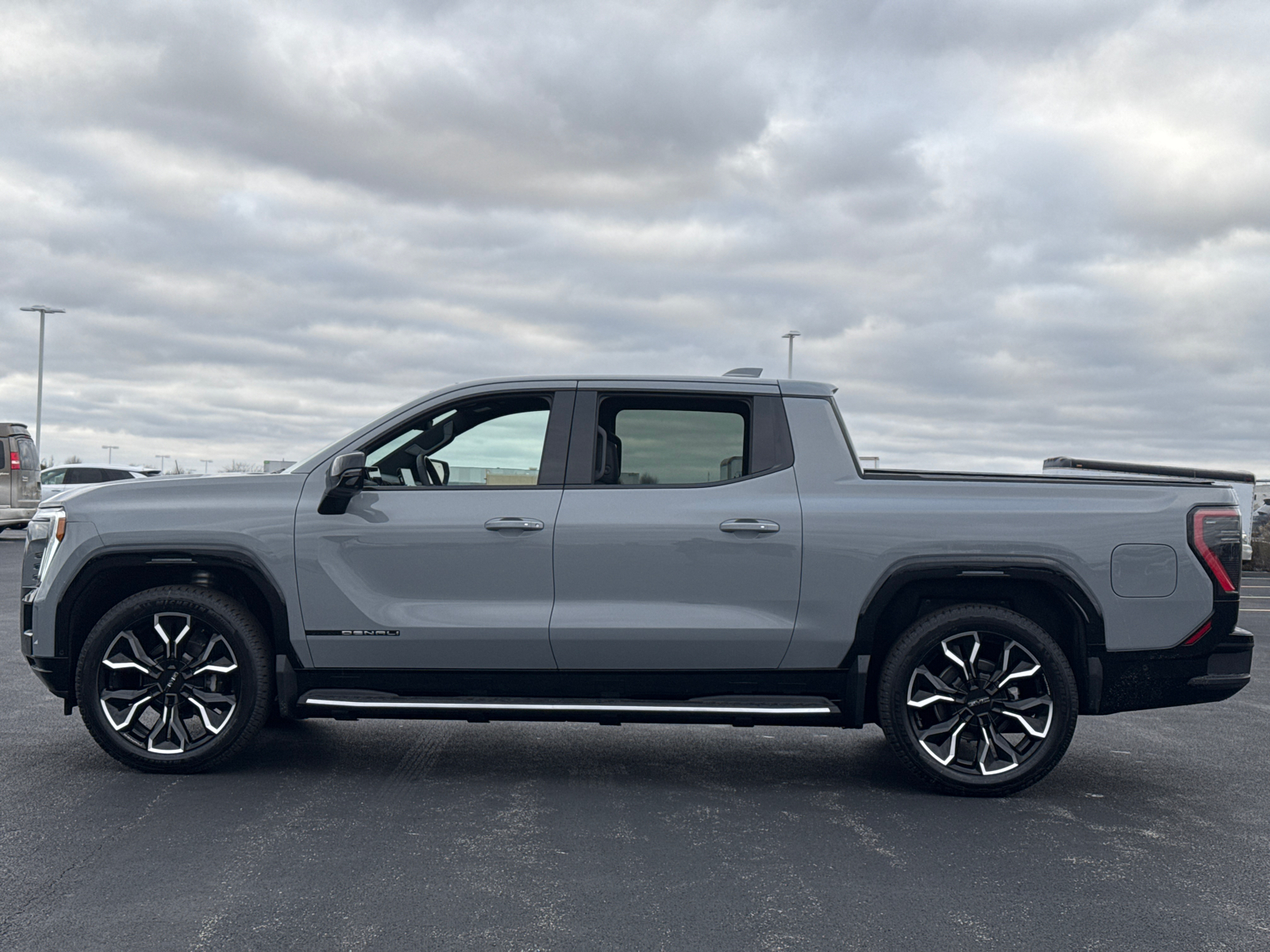 2024 GMC Sierra EV Denali Edition 1 5