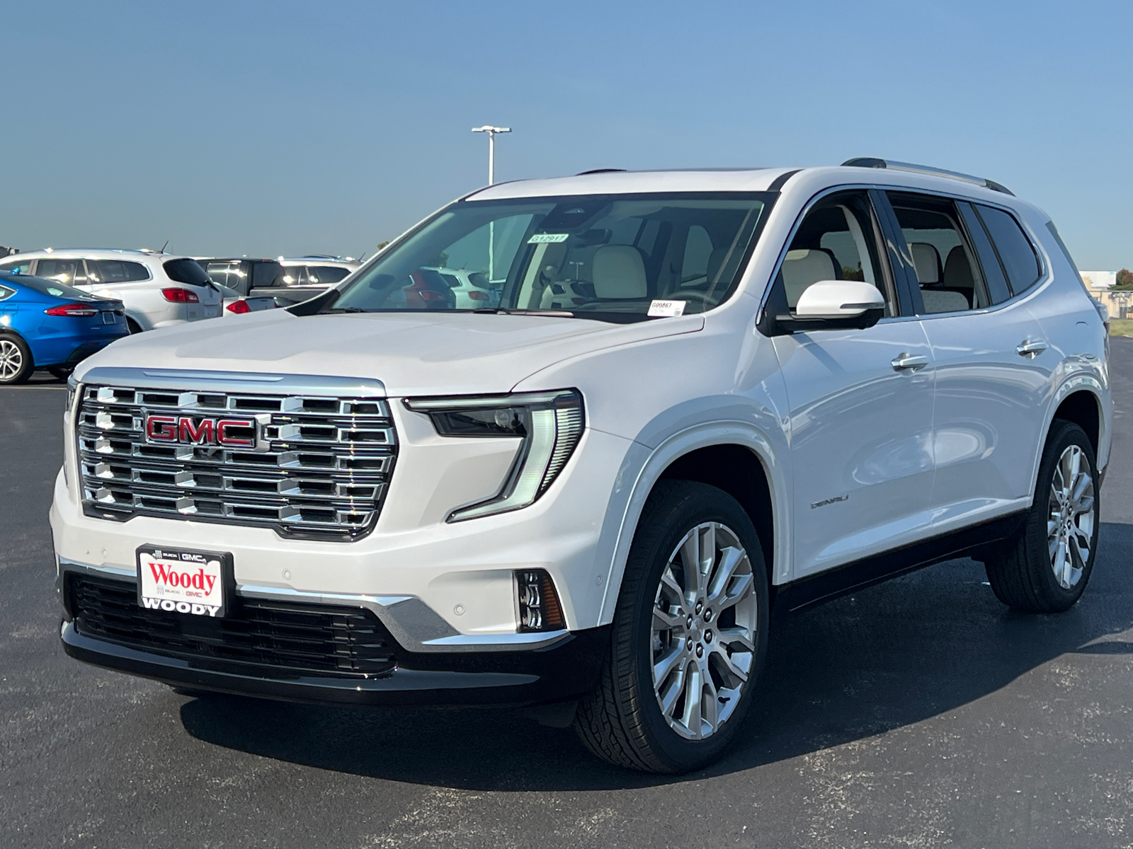 2024 GMC Acadia Denali 4