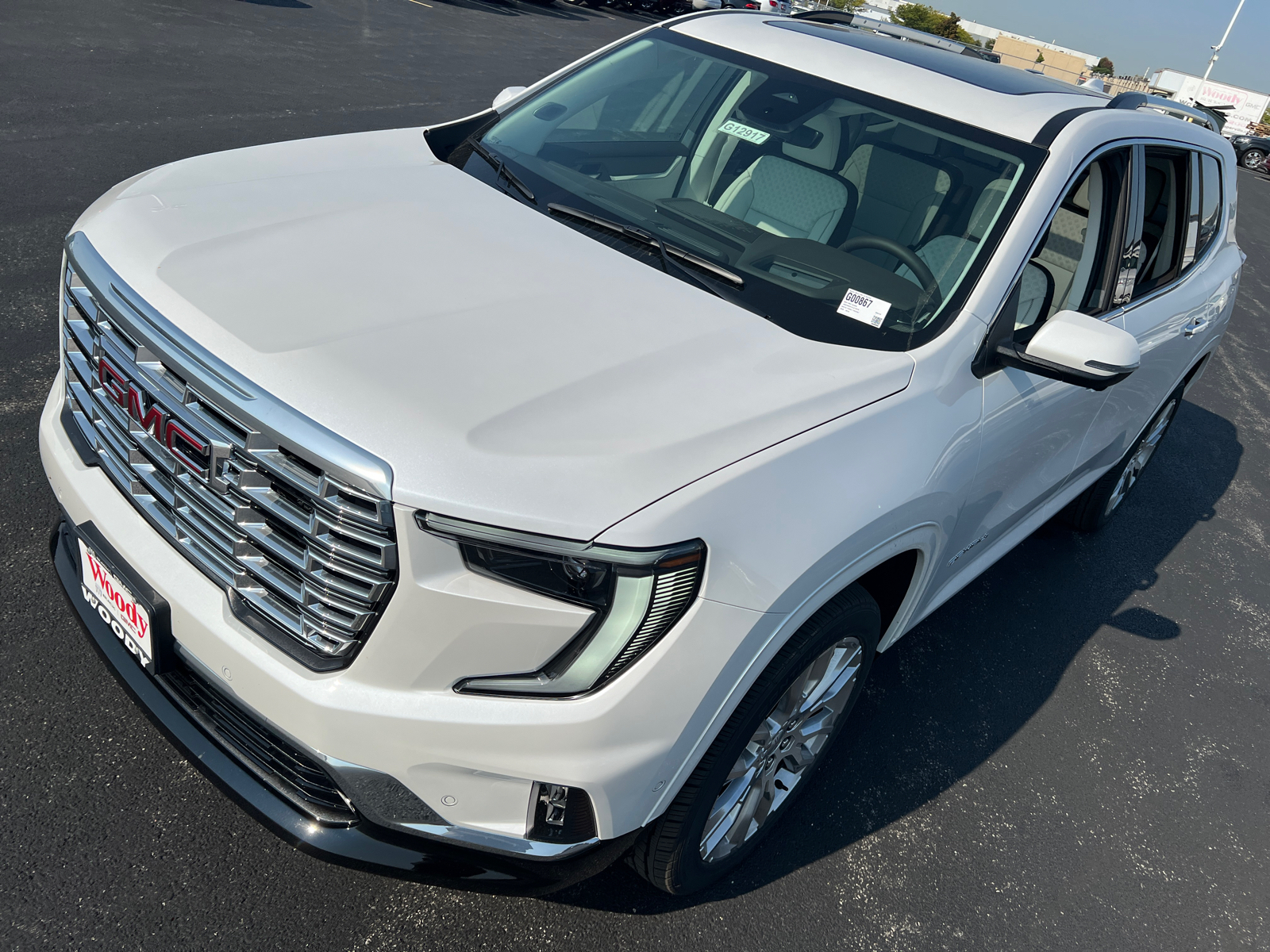 2024 GMC Acadia Denali 10