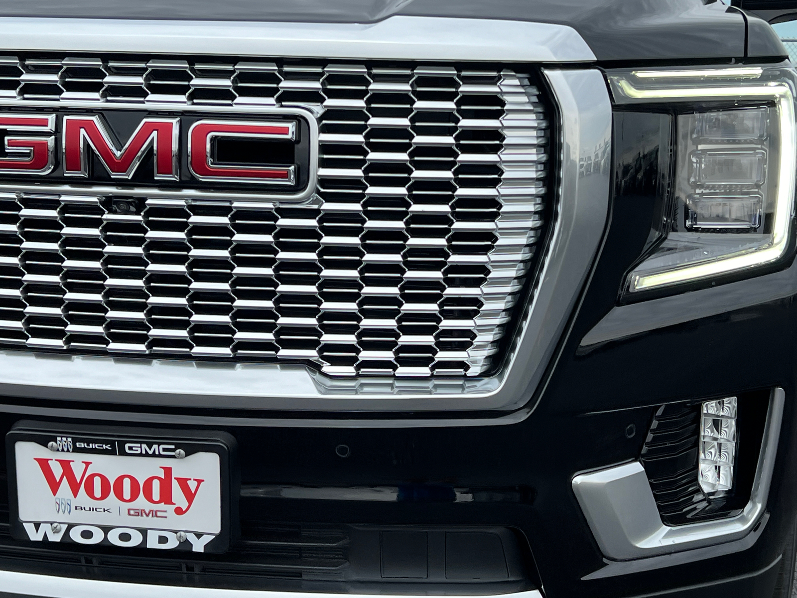 2024 GMC Yukon Denali 11