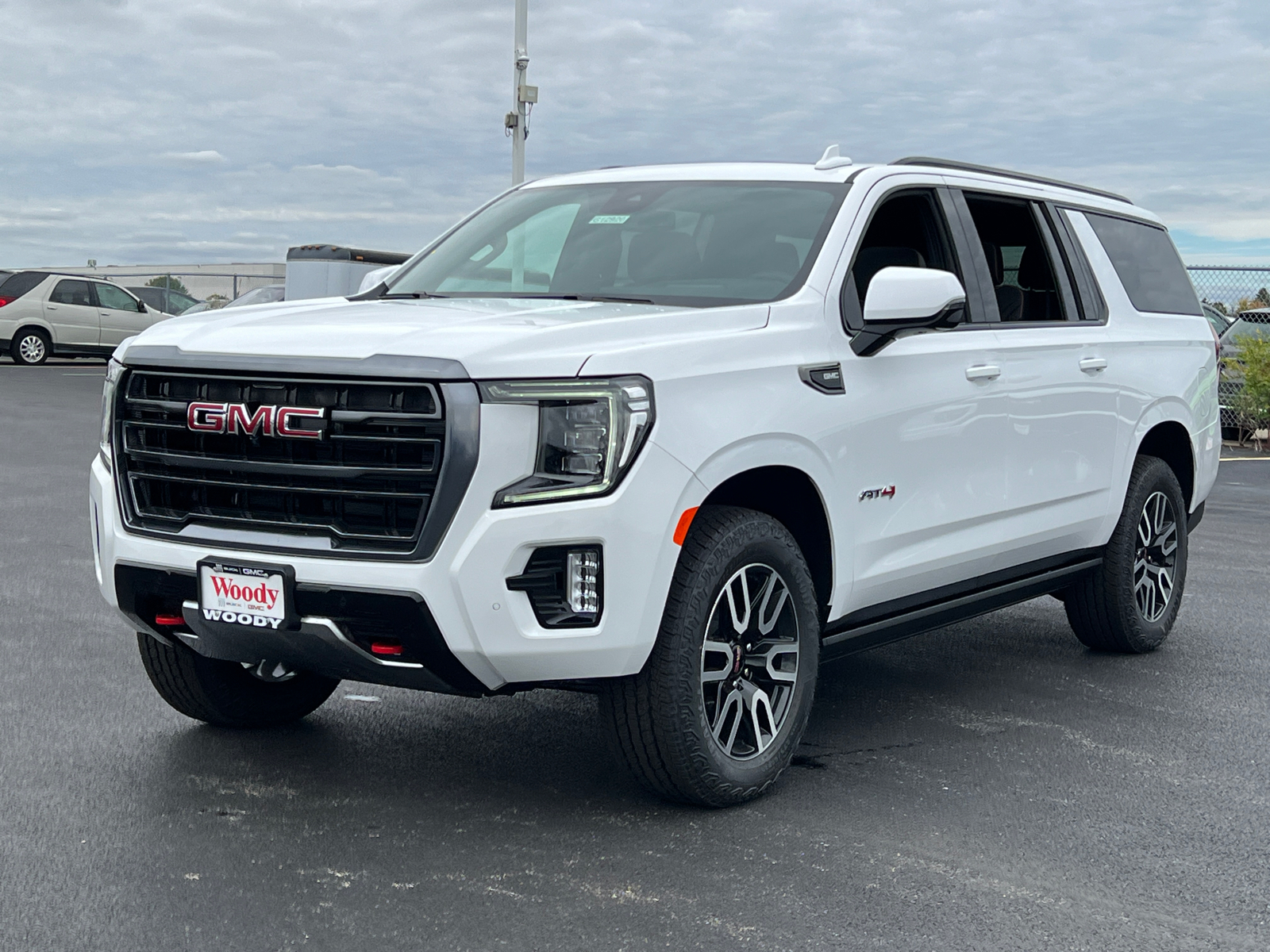 2024 GMC Yukon XL AT4 4