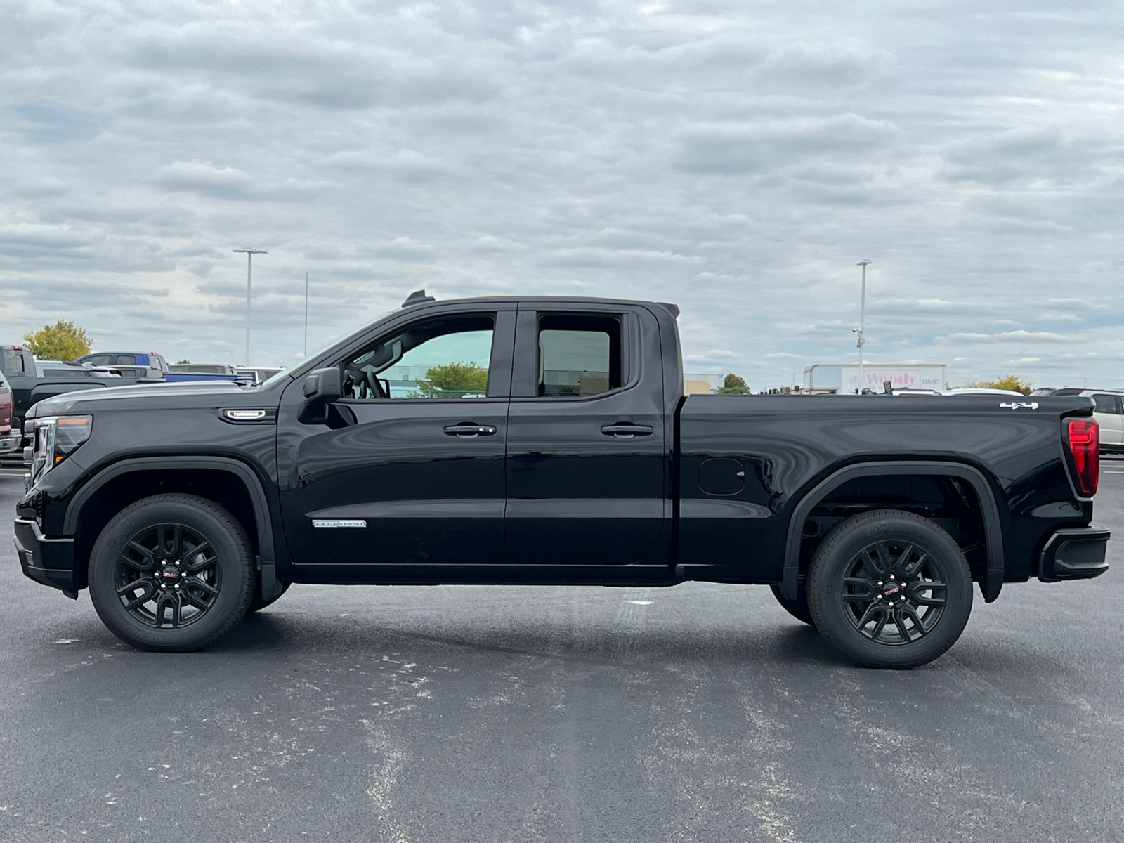 2025 GMC Sierra 1500 Elevation 5