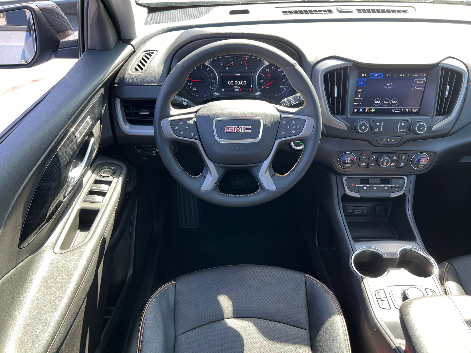 2024 GMC Terrain AT4 30