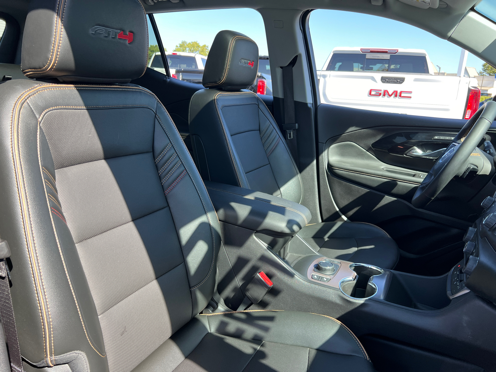 2024 GMC Terrain AT4 40