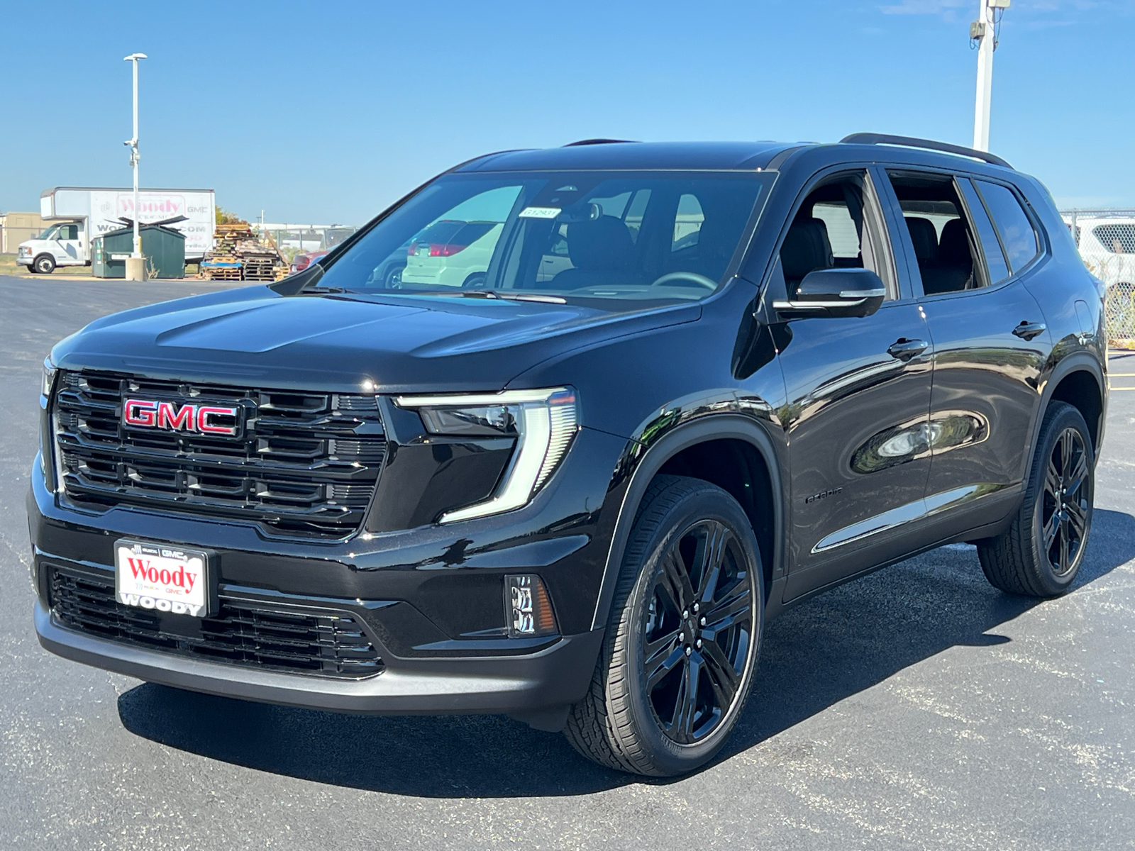 2024 GMC Acadia Elevation 4