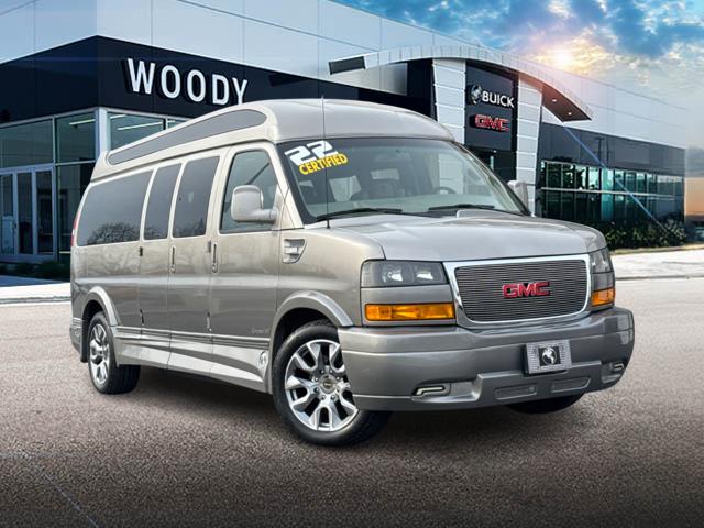 2022 GMC Savana 2500 Work Van 1