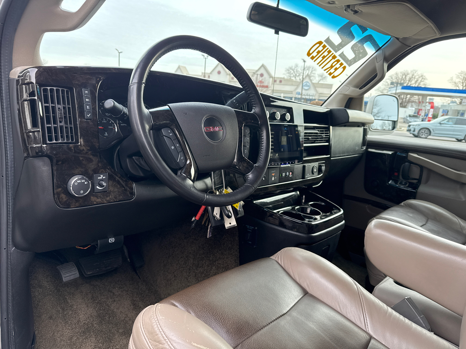 2022 GMC Savana 2500 Work Van 16