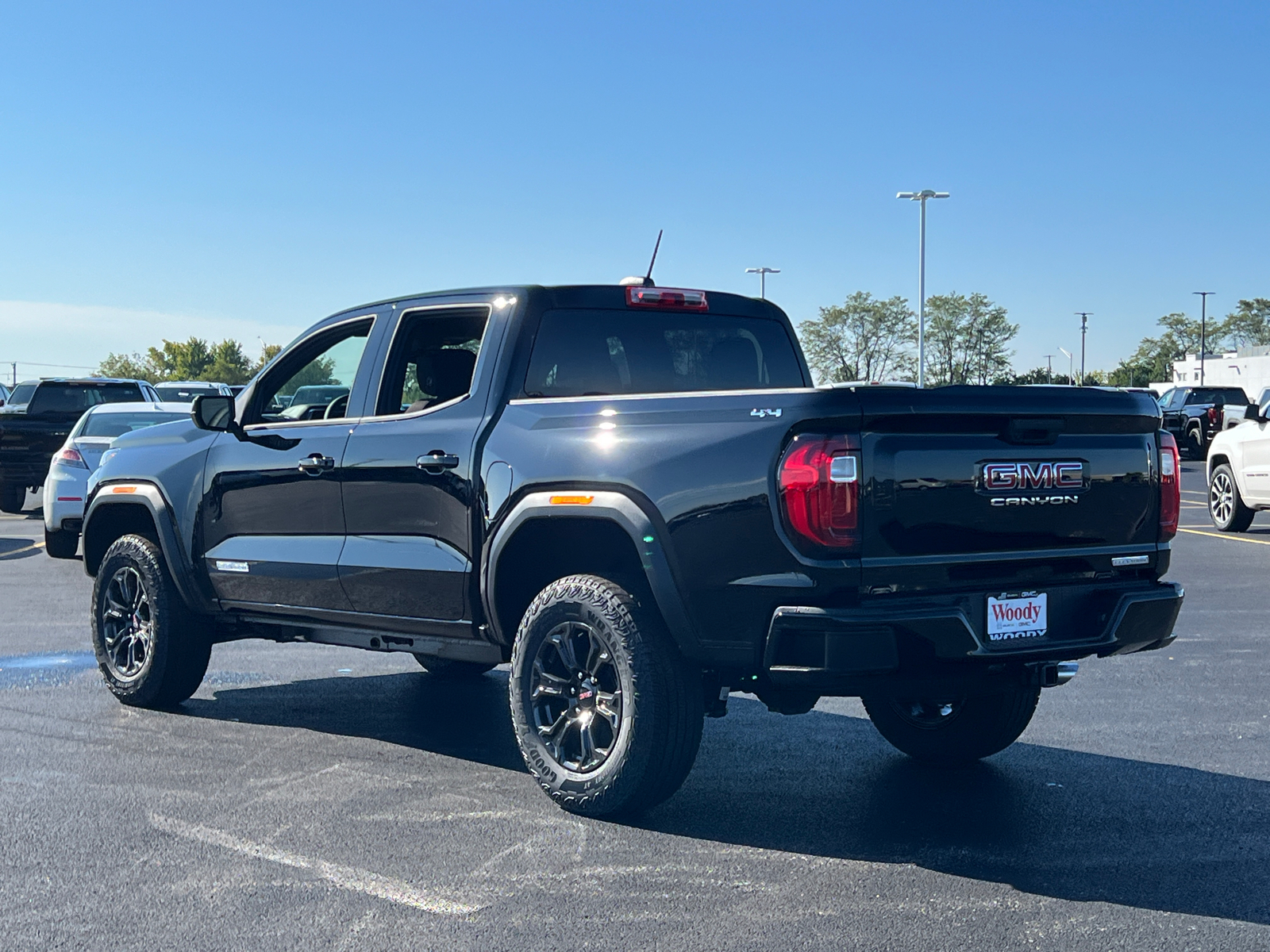 2024 GMC Canyon Elevation 6