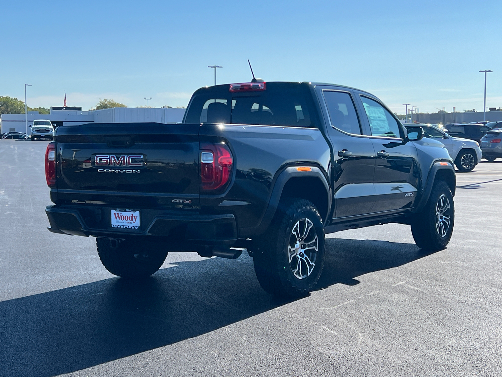 2024 GMC Canyon AT4 8