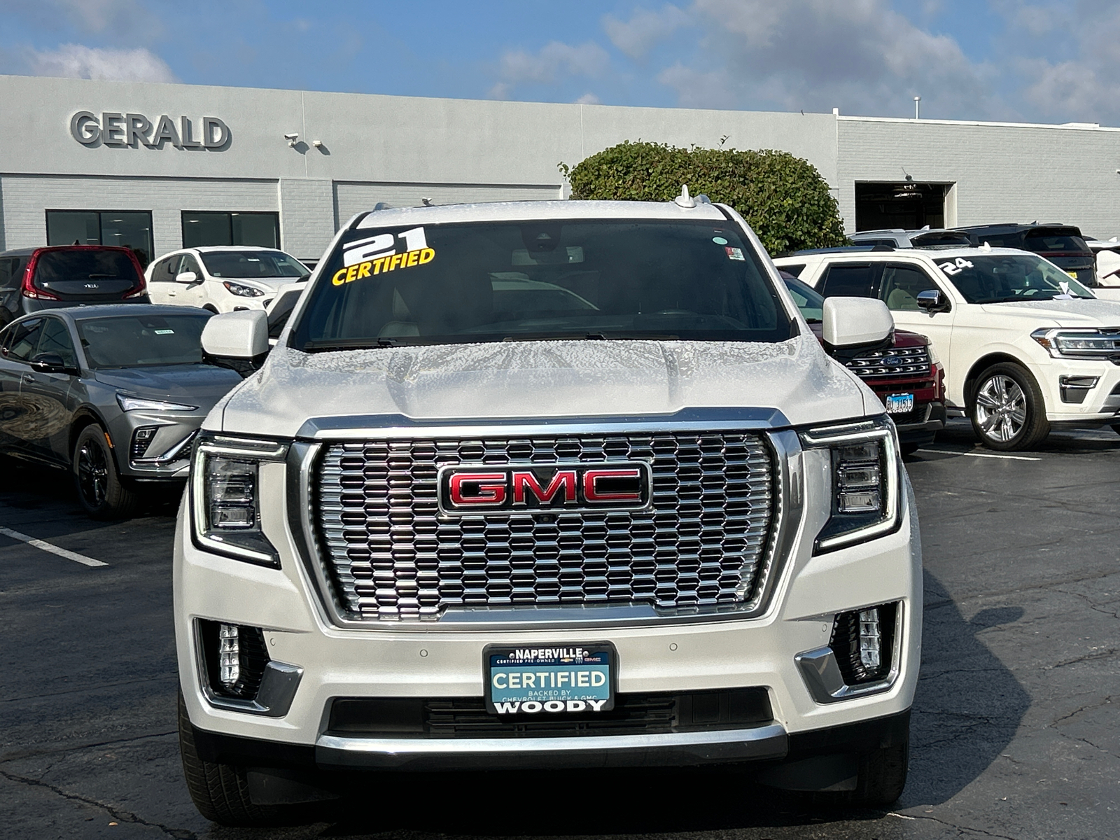 2021 GMC Yukon XL Denali 3