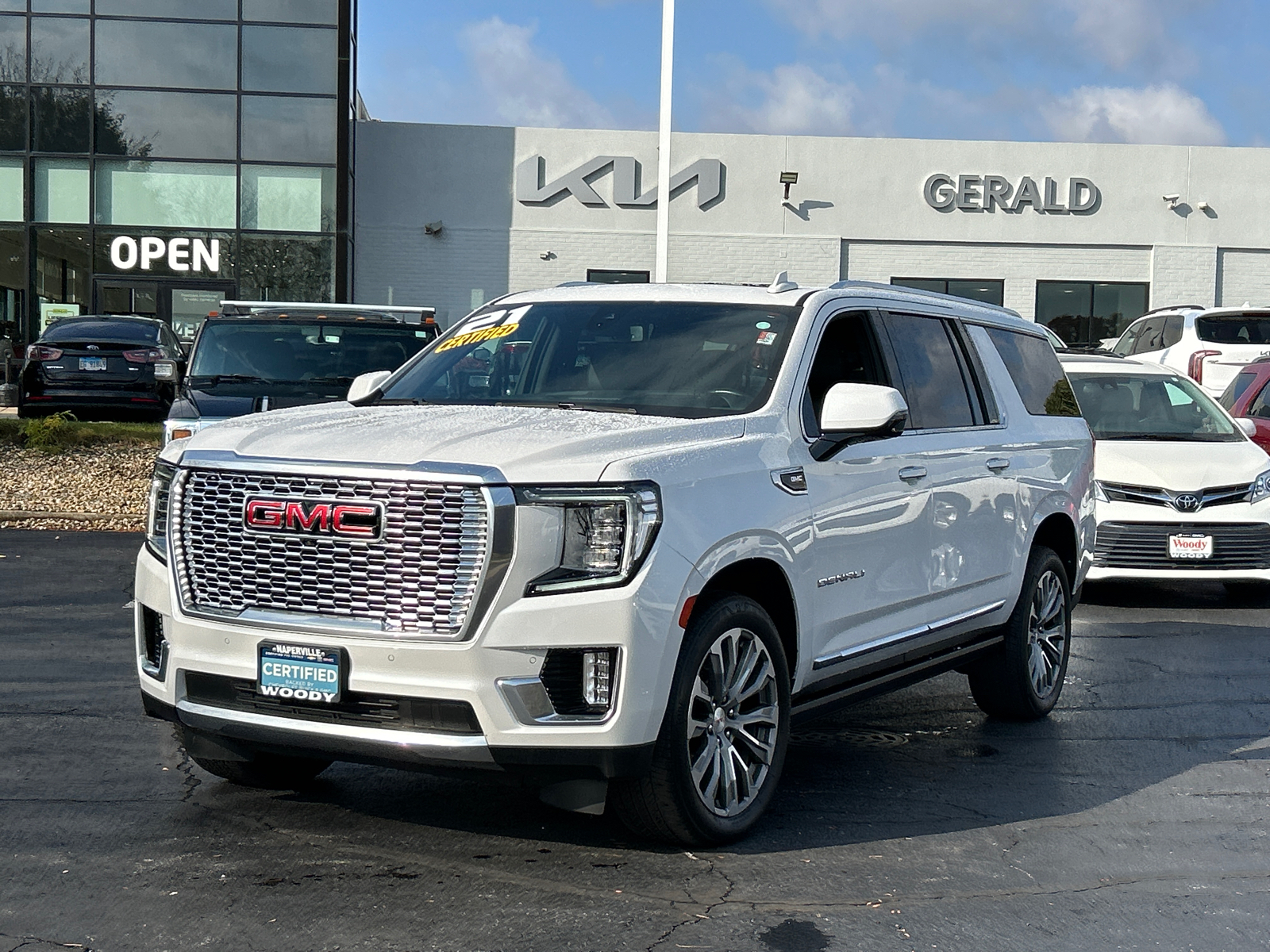 2021 GMC Yukon XL Denali 4