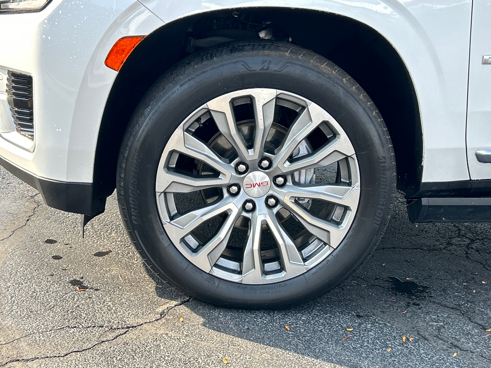 2021 GMC Yukon XL Denali 11