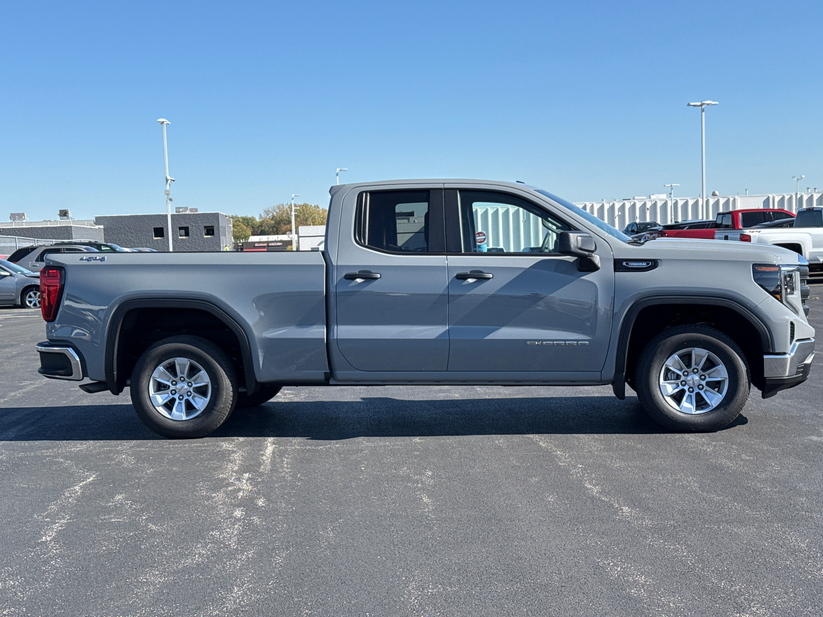 2025 GMC Sierra 1500 Pro 9