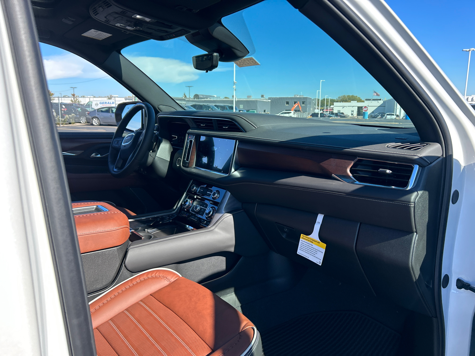 2024 GMC Yukon Denali Ultimate 38