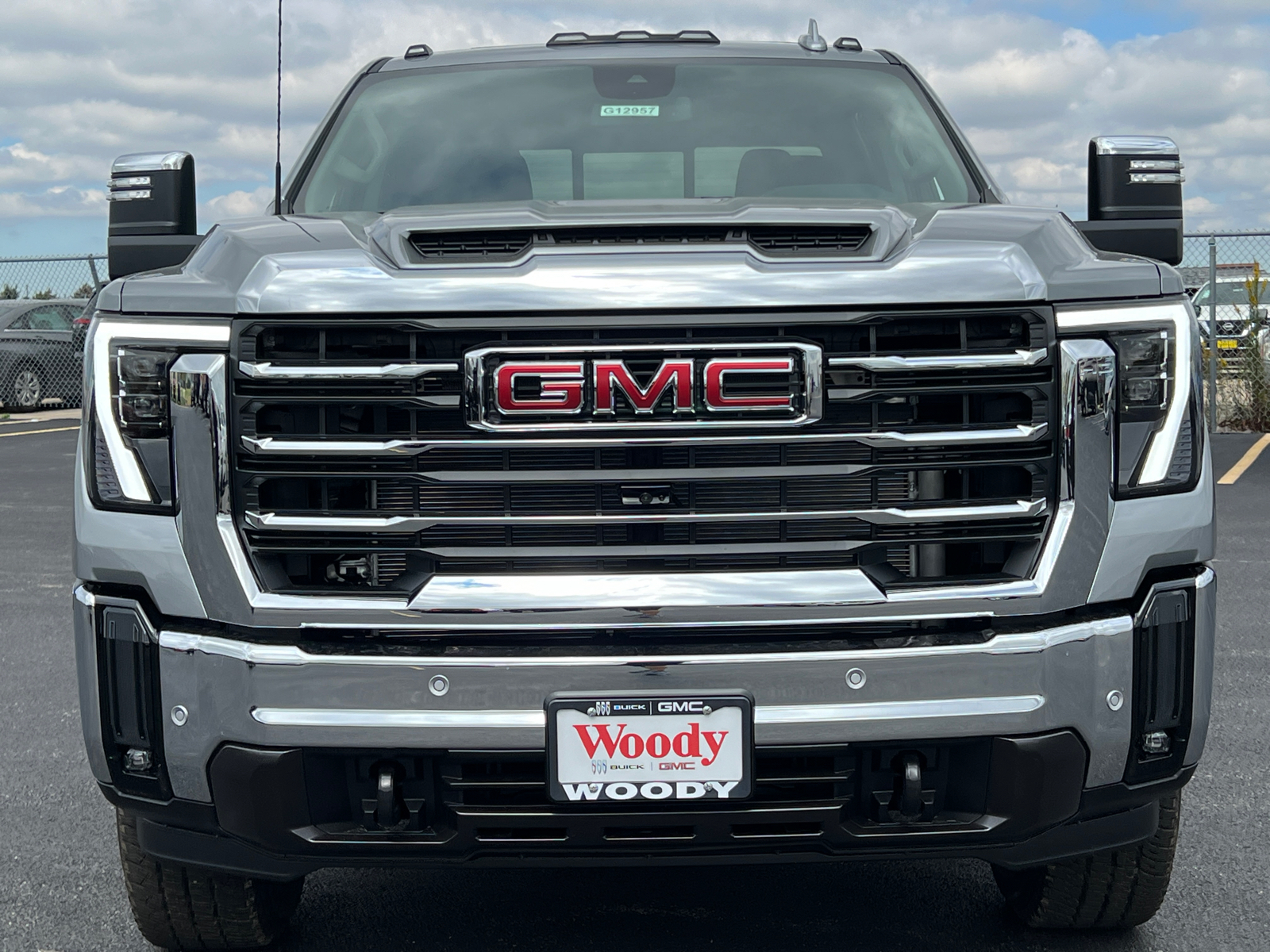 2025 GMC Sierra 2500HD SLT 3