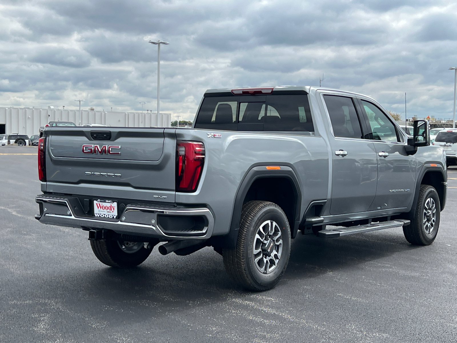 2025 GMC Sierra 2500HD SLT 8