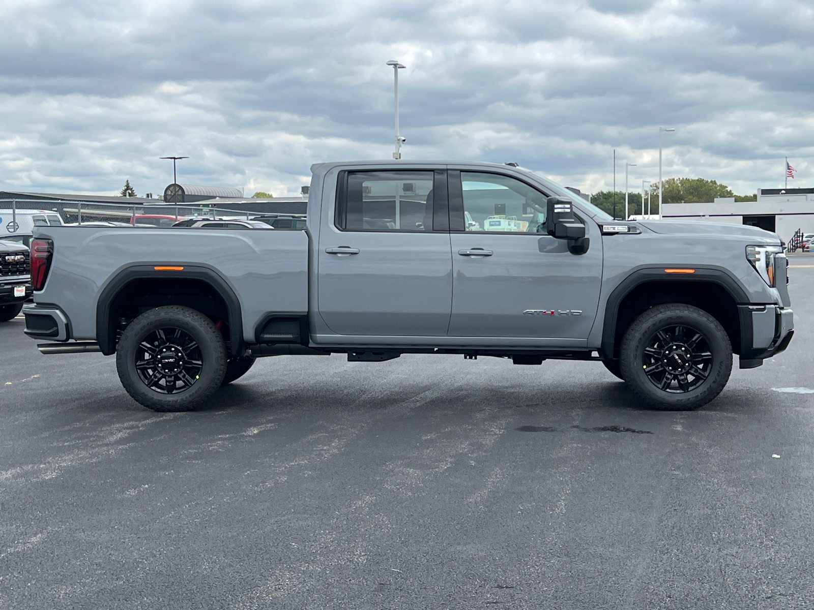 2025 GMC Sierra 2500HD AT4 9