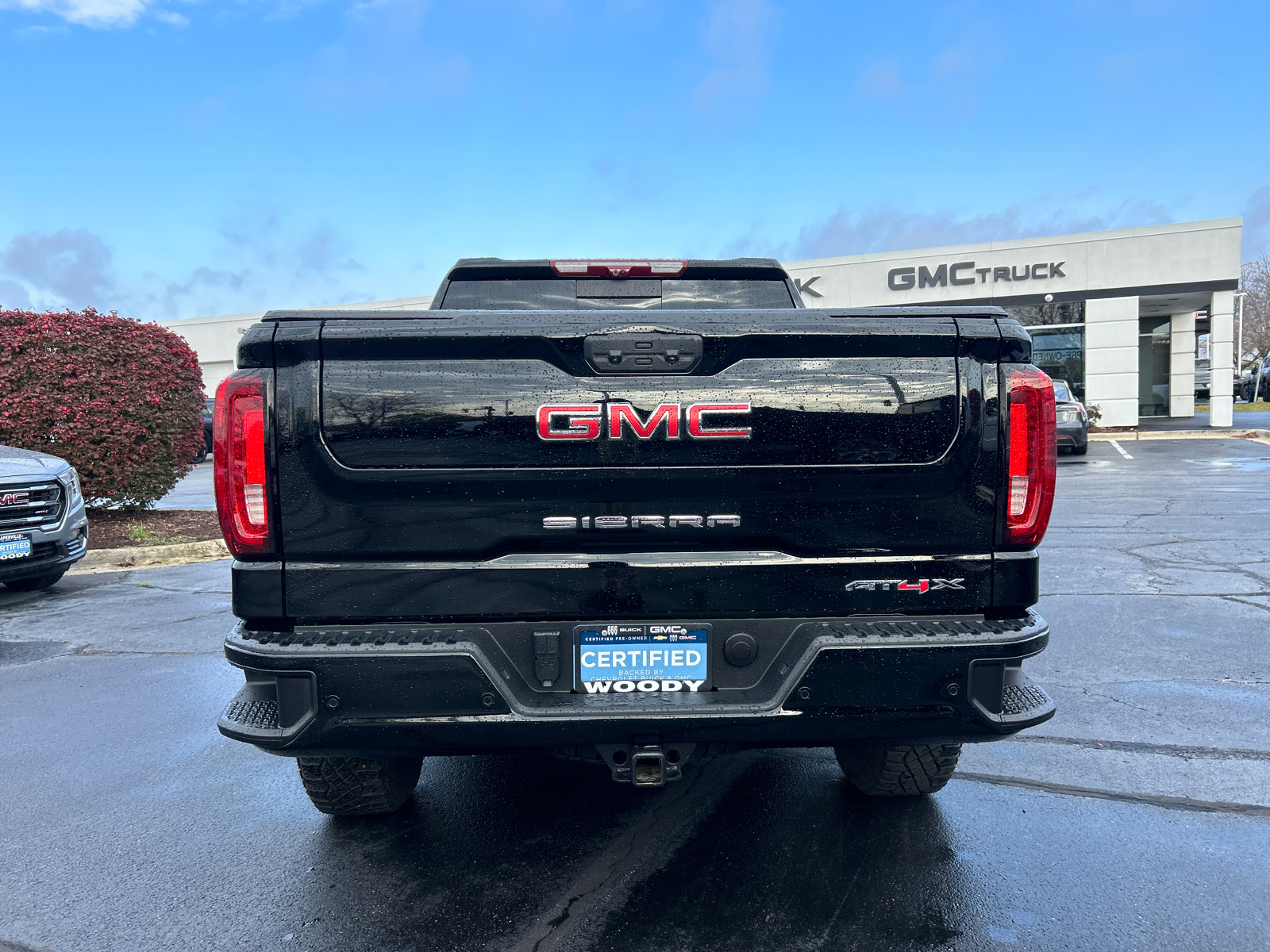 2024 GMC Sierra 1500 AT4X 7