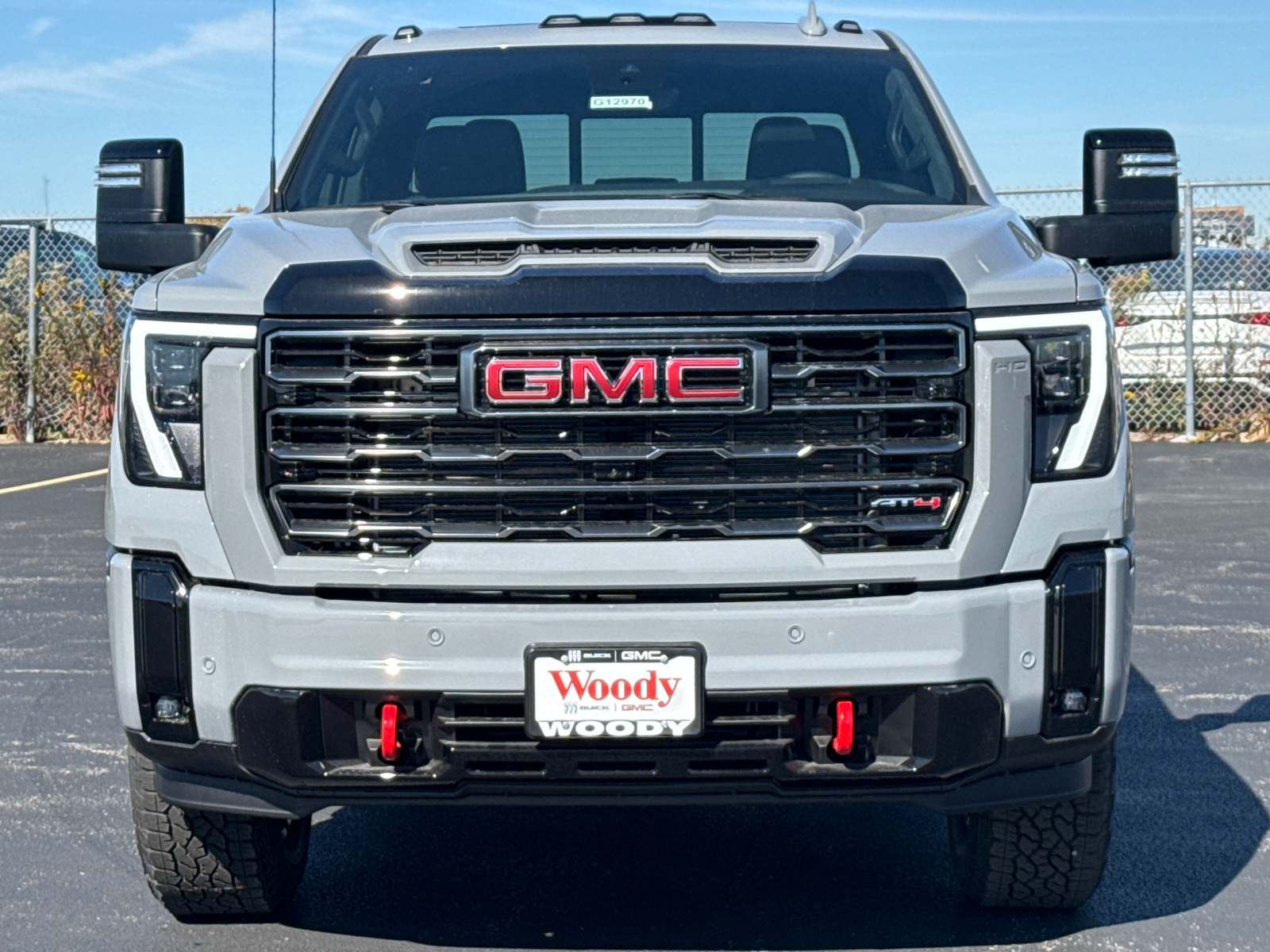 2025 GMC Sierra 2500HD AT4 3