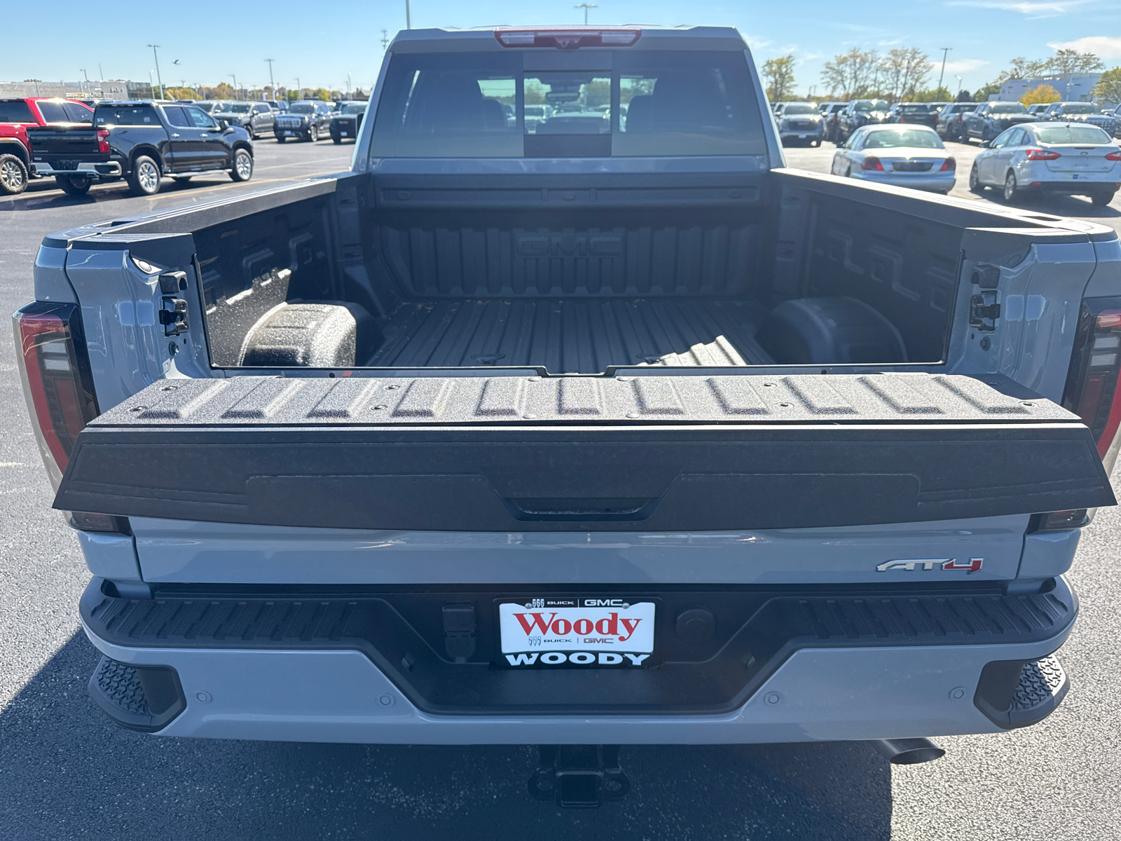 2025 GMC Sierra 2500HD AT4 35