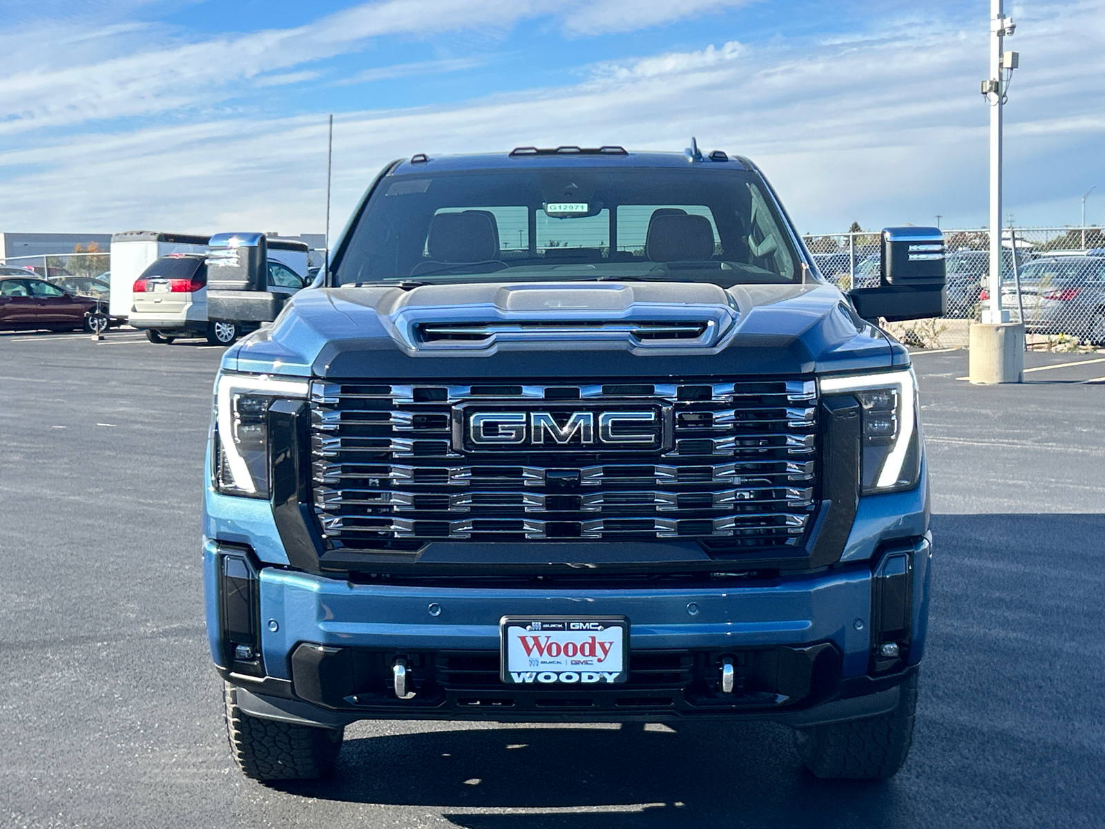 2025 GMC Sierra 2500HD Denali Ultimate 3