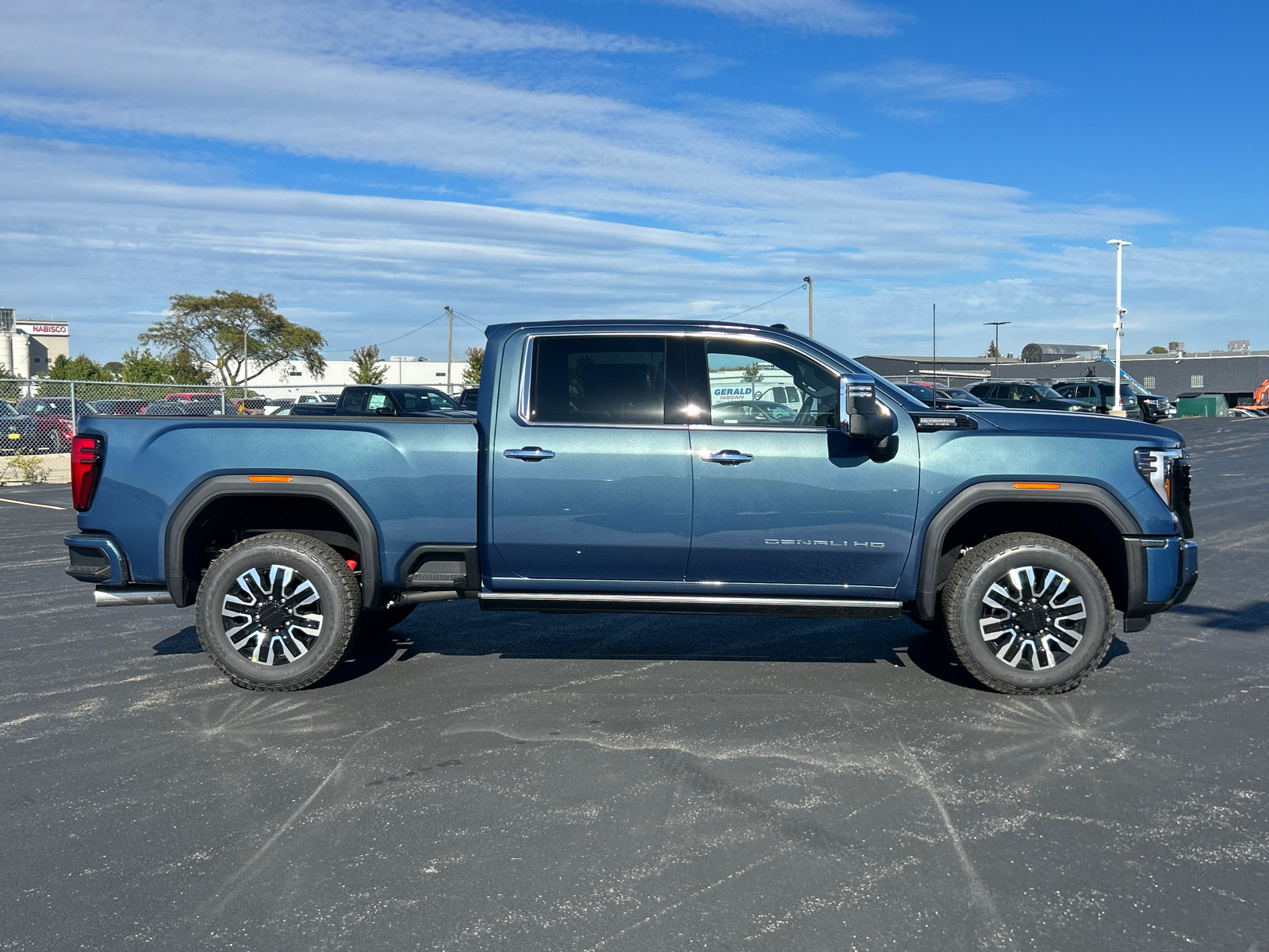 2025 GMC Sierra 2500HD Denali Ultimate 9