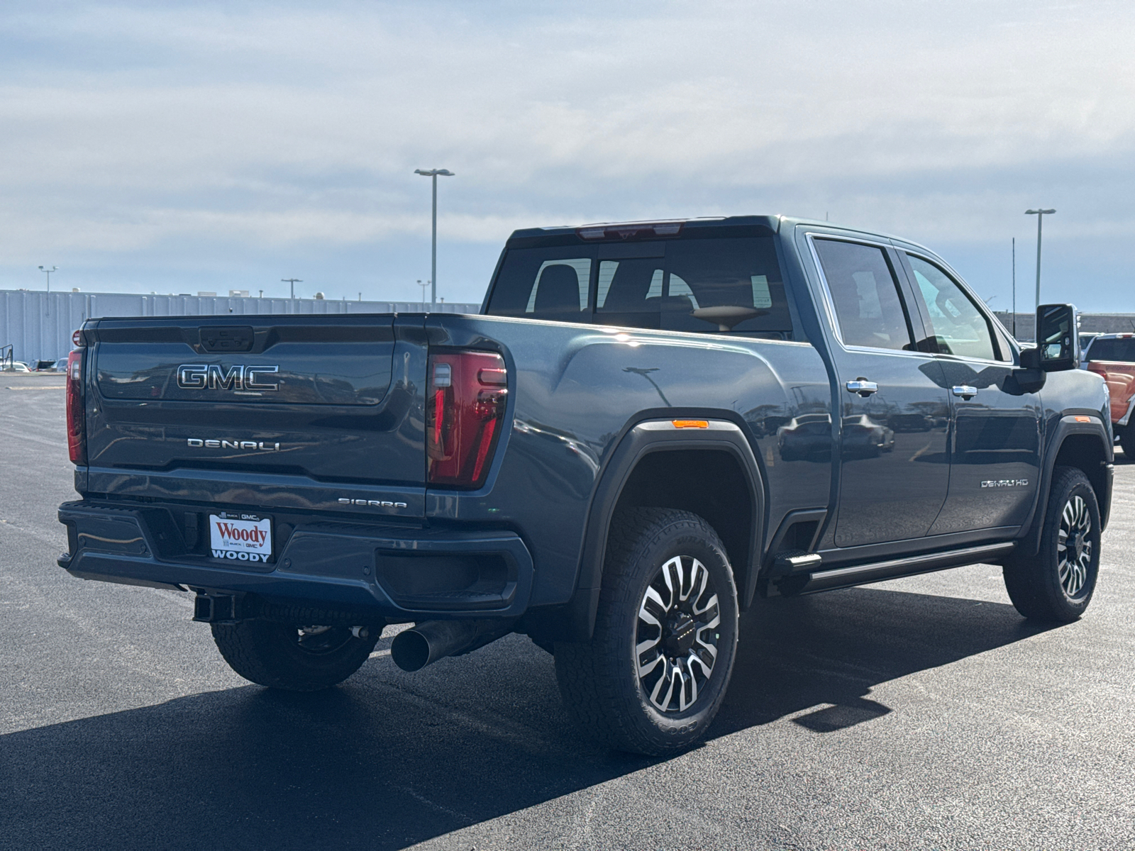 2025 GMC Sierra 2500HD Denali Ultimate 8