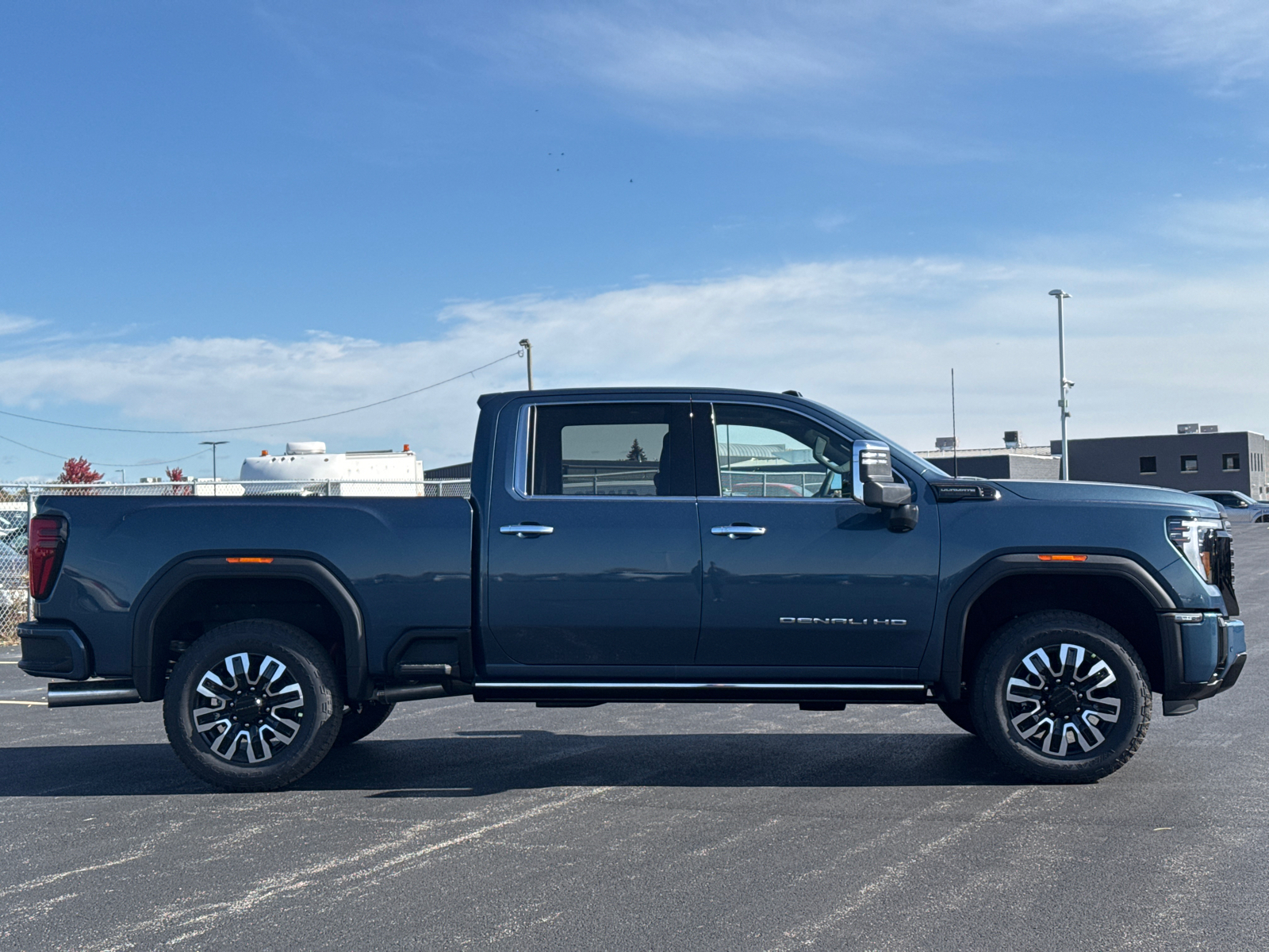 2025 GMC Sierra 2500HD Denali Ultimate 9