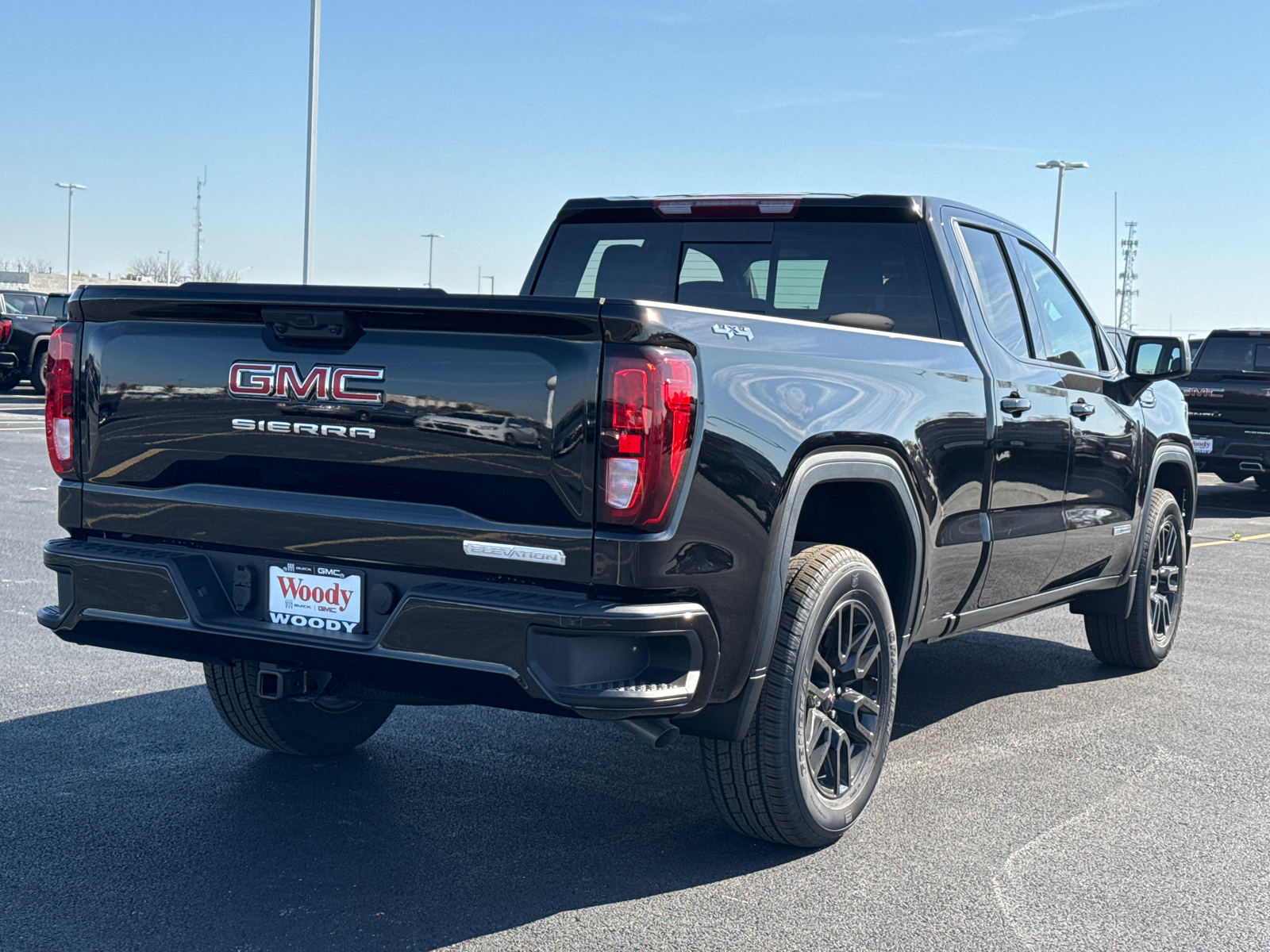 2025 GMC Sierra 1500 Elevation 8