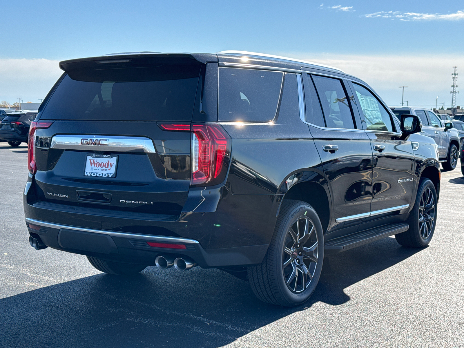 2024 GMC Yukon Denali 8