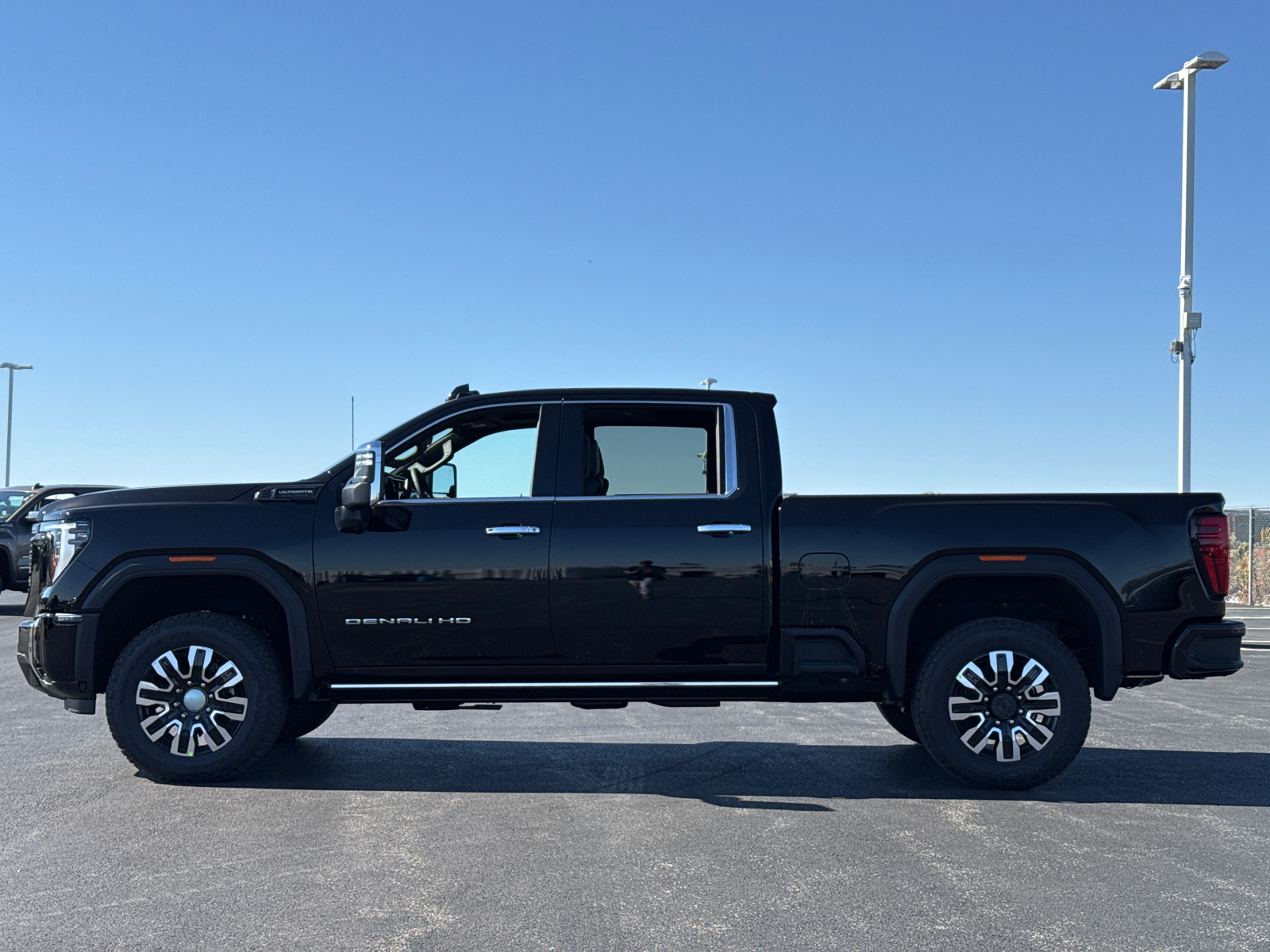 2025 GMC Sierra 2500HD Denali Ultimate 5