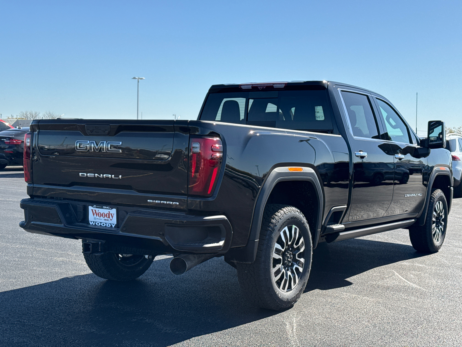 2025 GMC Sierra 2500HD Denali Ultimate 8