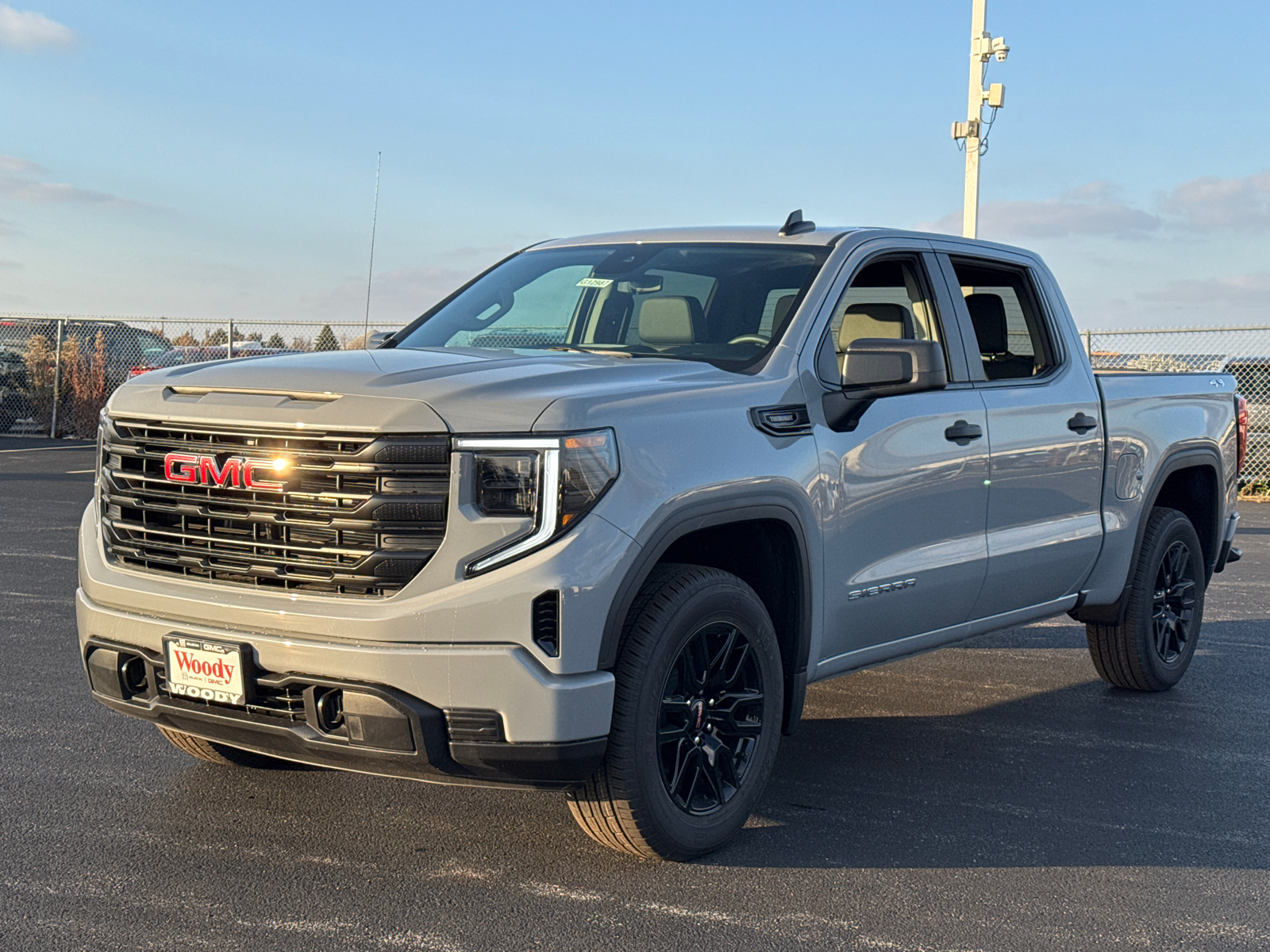 2025 GMC Sierra 1500 Pro 4